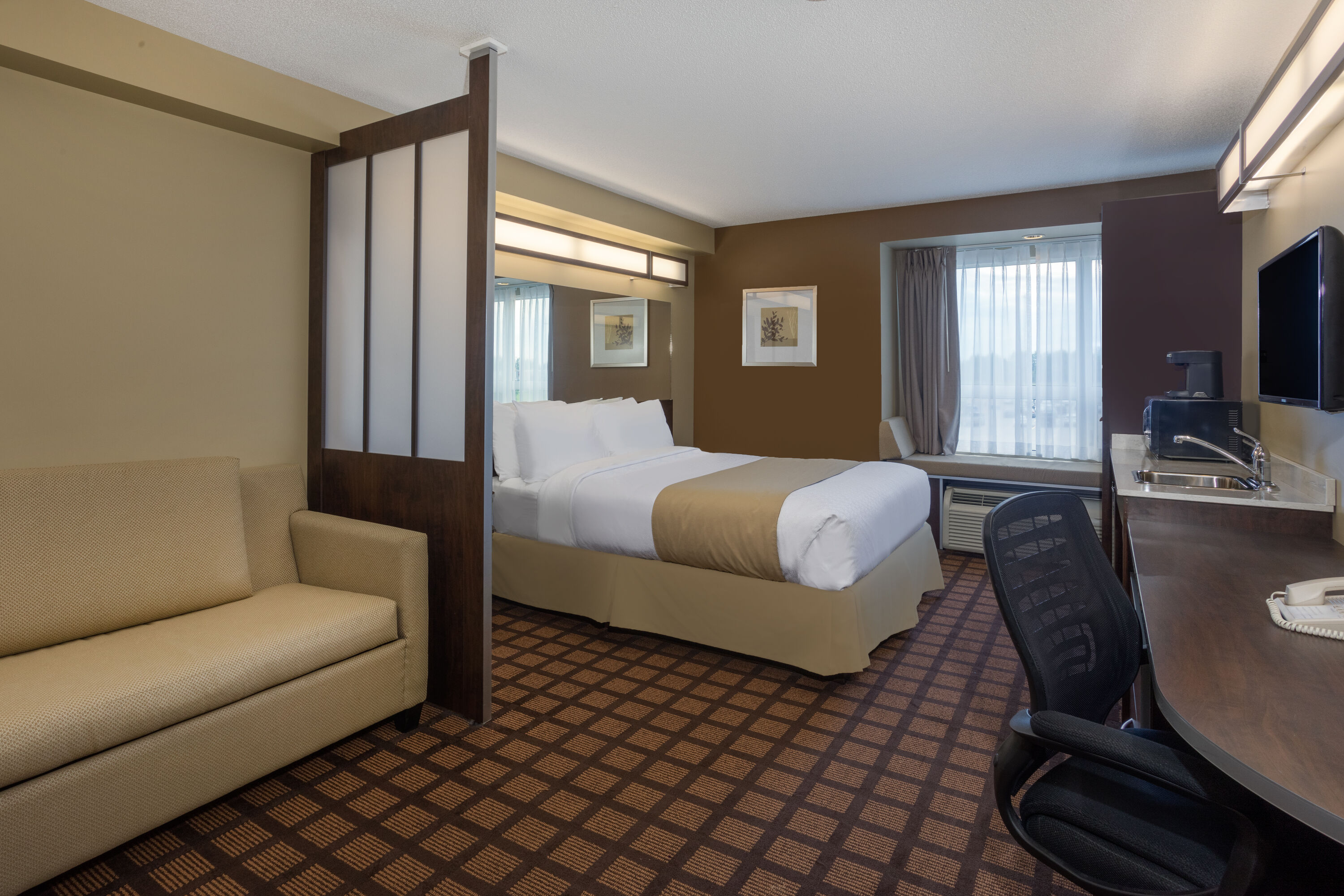 Microtel Inn & Suites by Wyndham Timmins suite in Timmins, Ontario