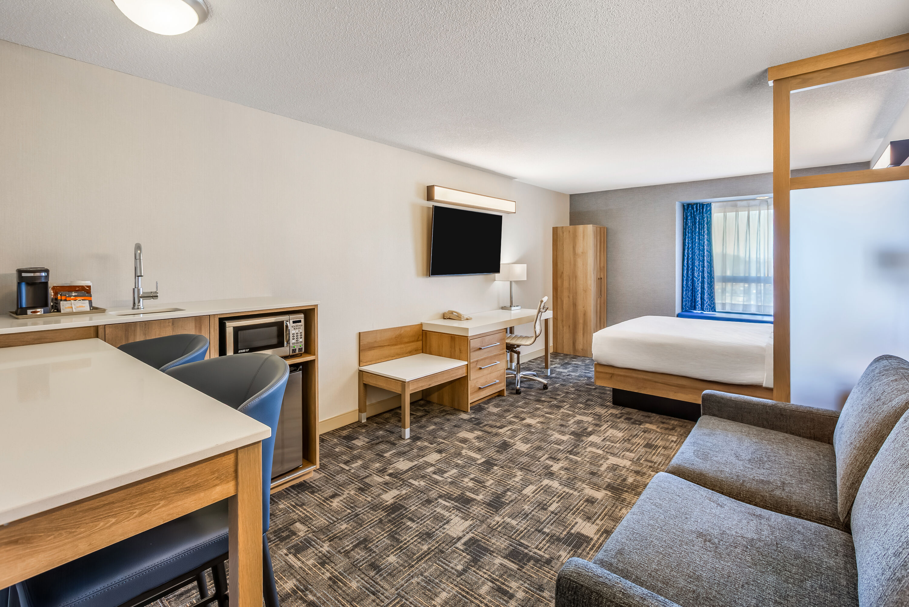Microtel Inn & Suites by Wyndham Timmins suite in Timmins, Ontario