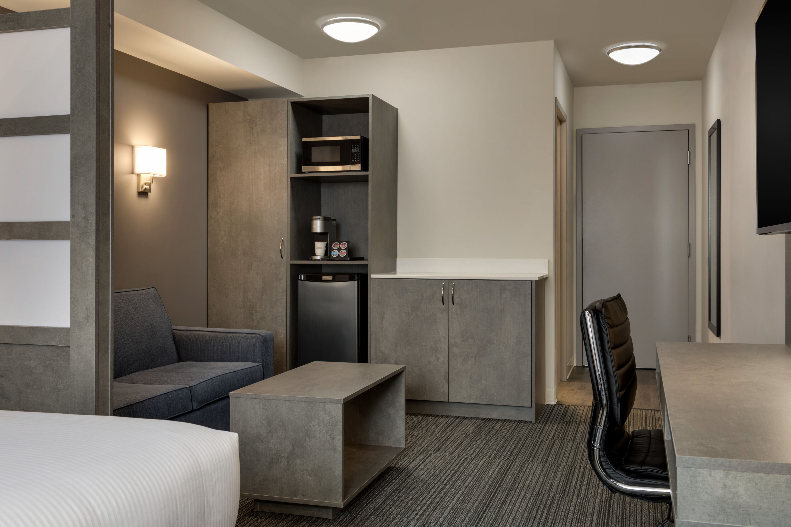 Microtel Inn & Suites by Wyndham Boisbriand suite in Boisbriand, Quebec
