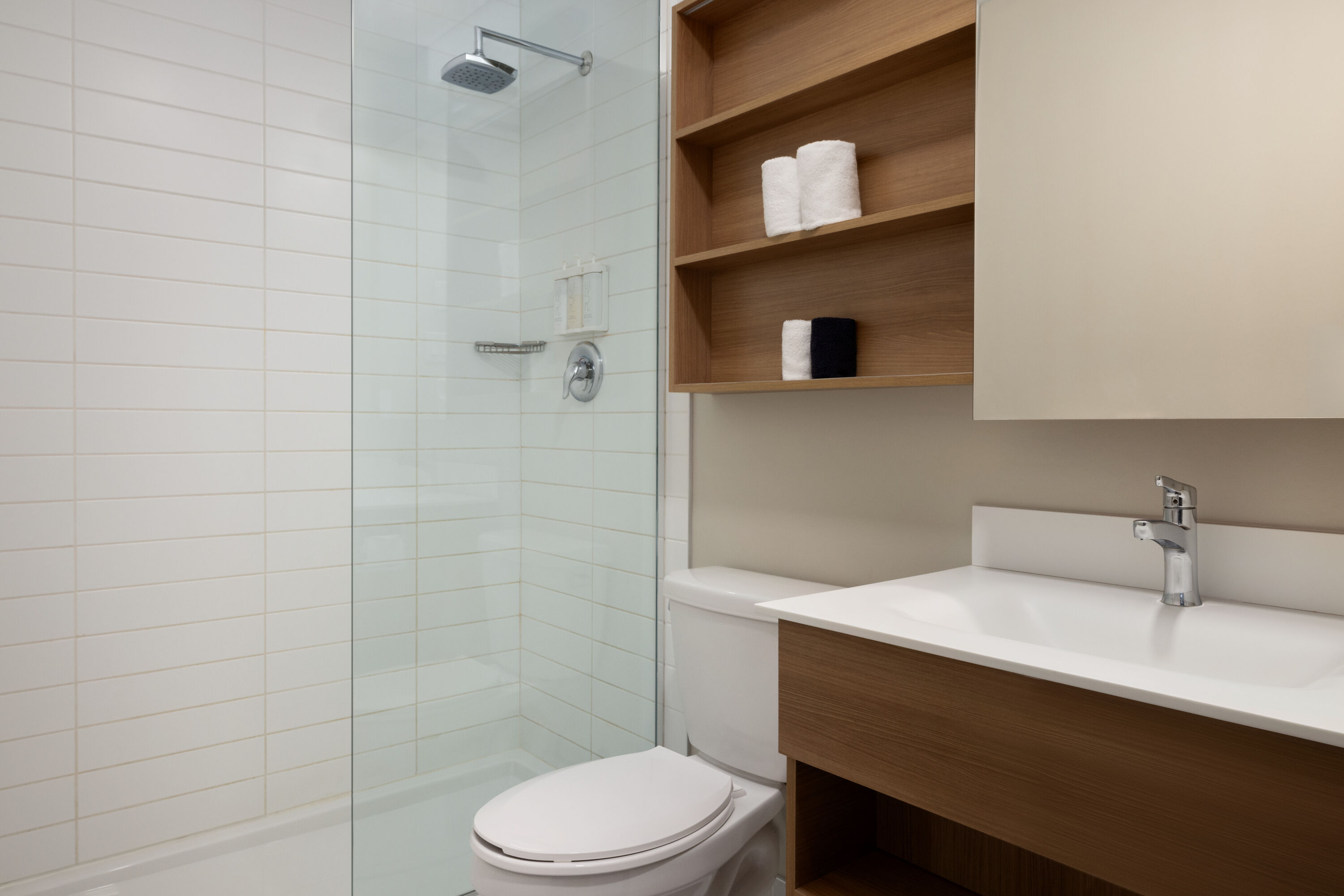 Guest room bath at the Microtel Inn & Suites by Wyndham Val-d Or in Val-d Or, Quebec