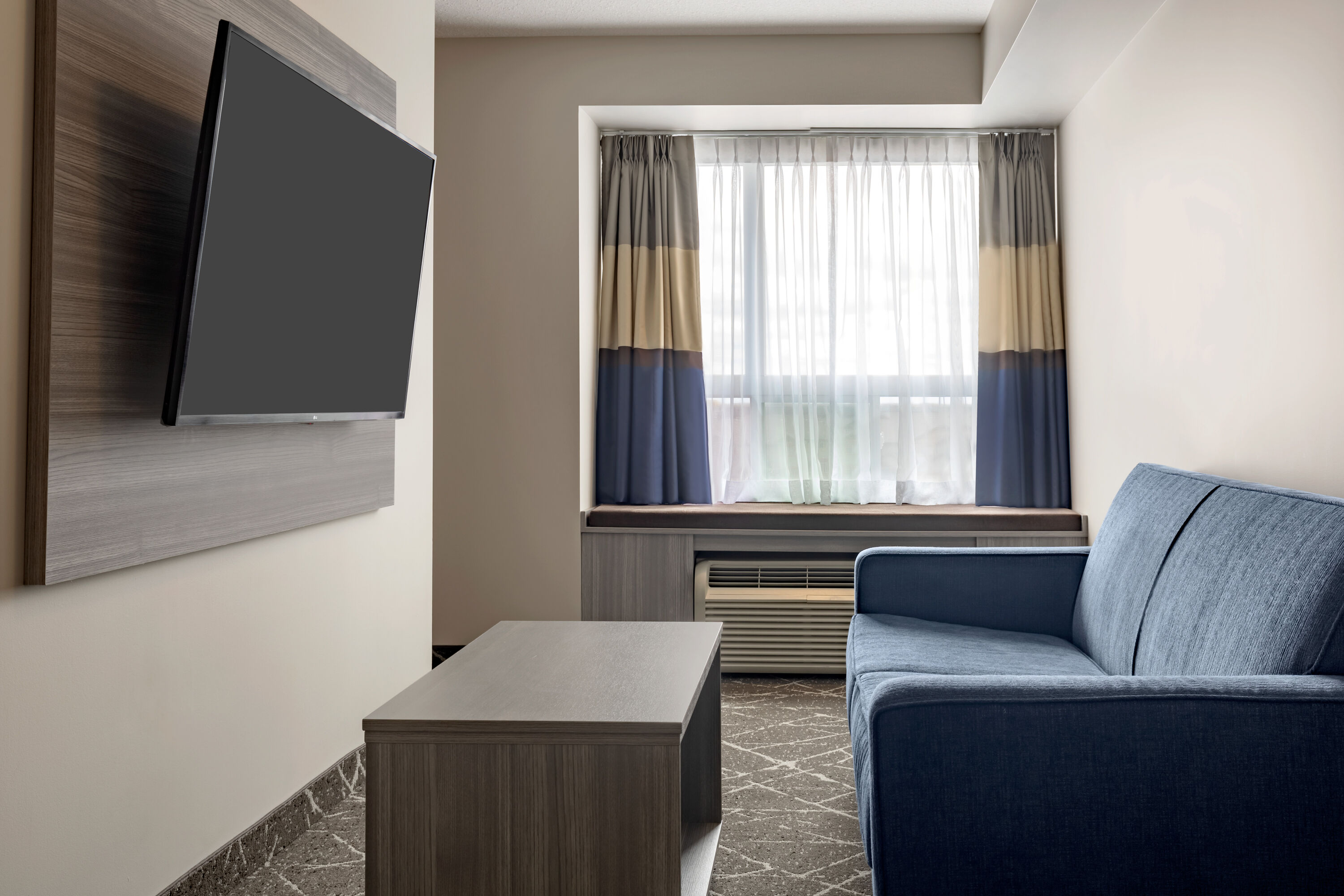 Microtel Inn & Suites by Wyndham Lloydminster suite in Lloydminster, Saskatchewan
