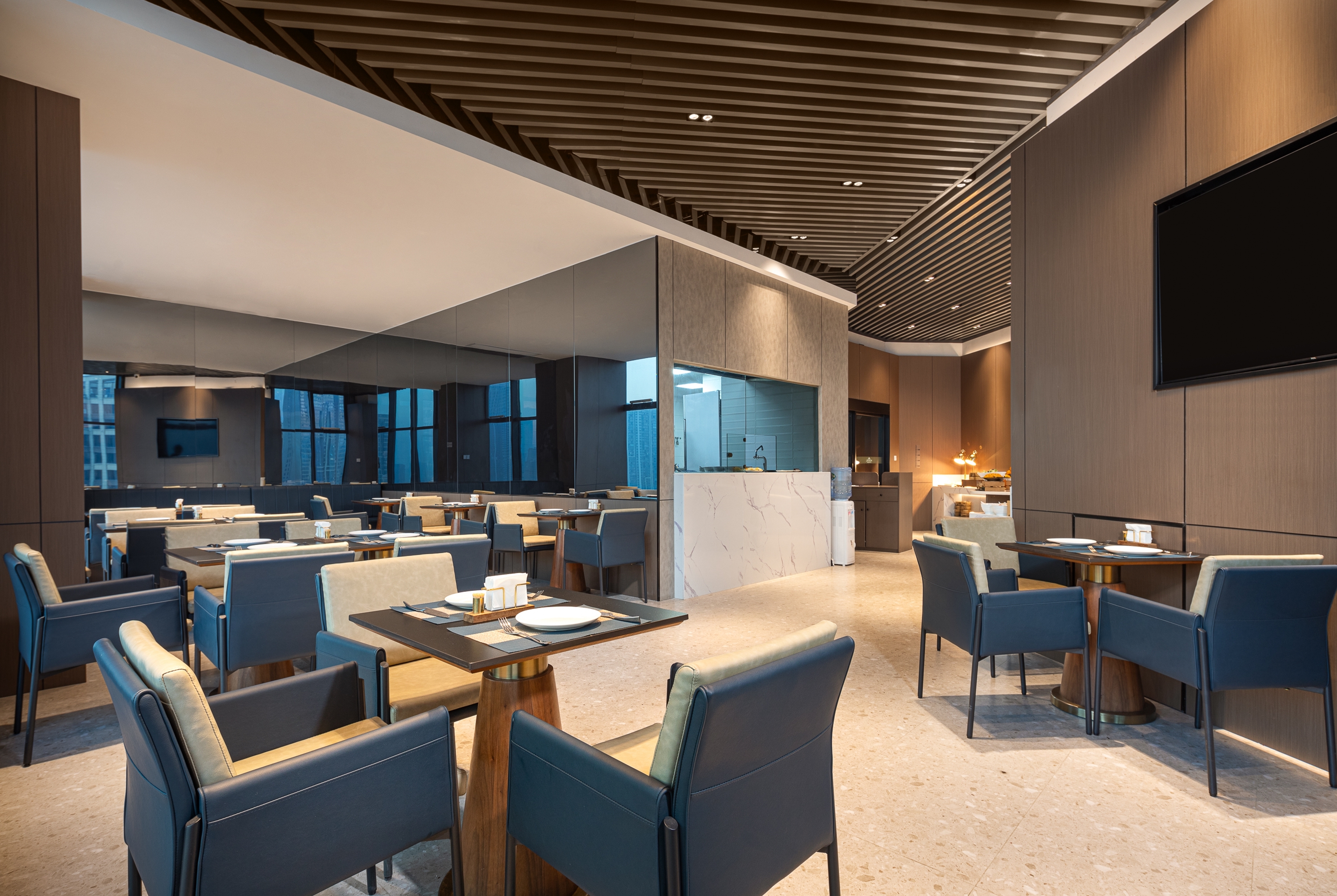 Microtel by Wyndham Changsha Meixi Lake restaurant in Changsha, Other than US/Canada