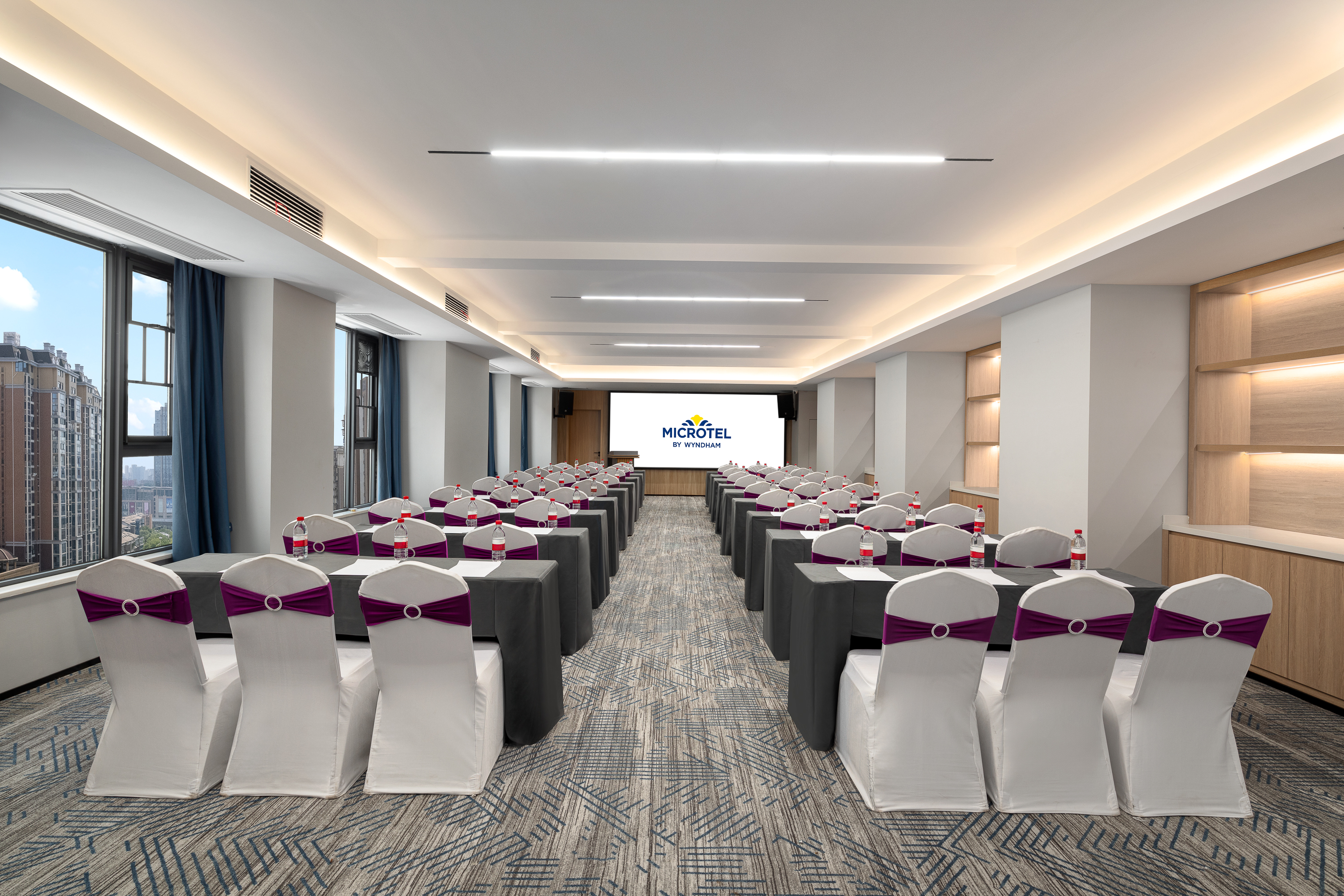 Meeting room at Microtel by Wyndham Changsha South Railway Station in Changsha, Other than US/Canada