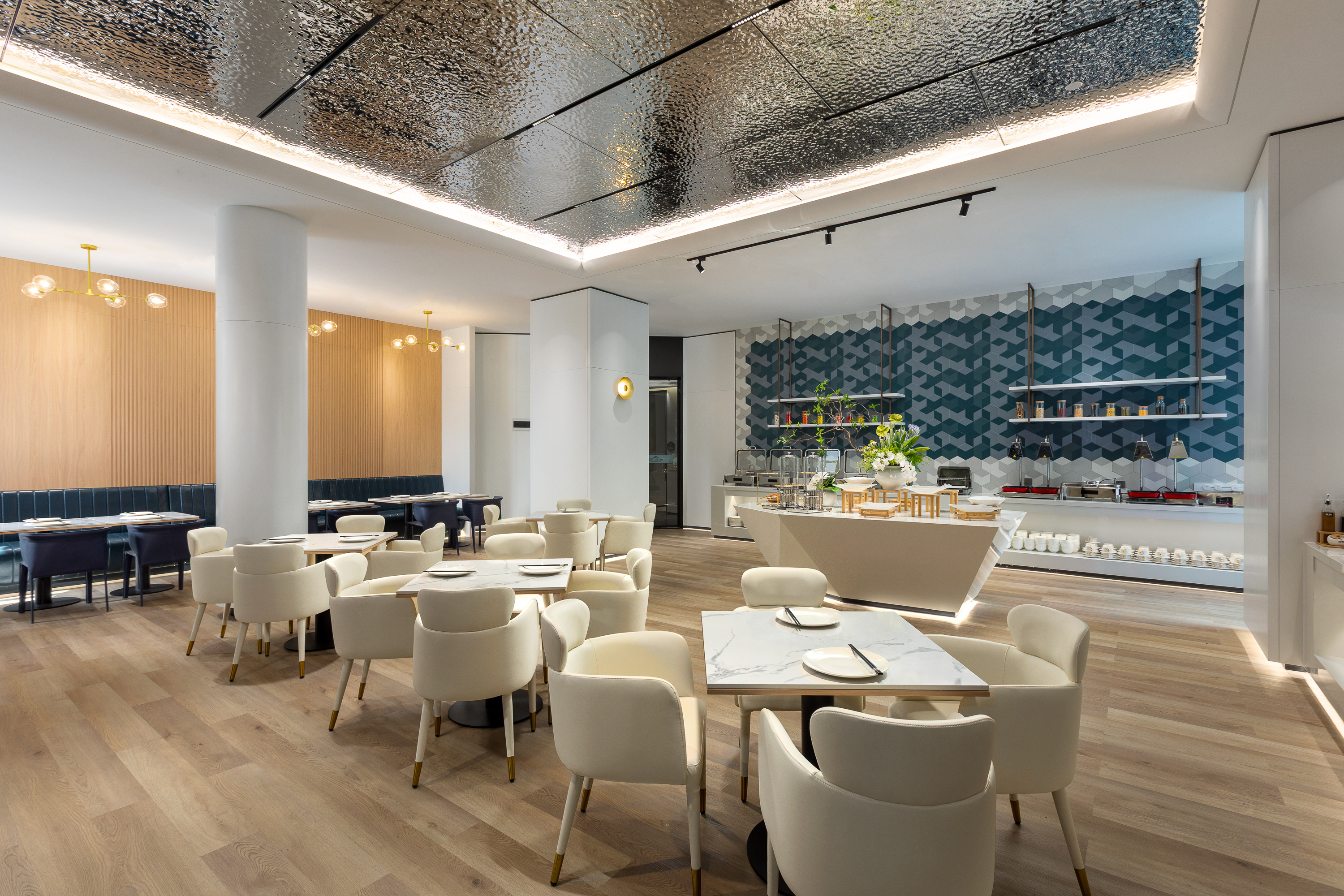 Microtel by Wyndham Chengdu Jinniu restaurant in Chengdu, Other than US/Canada