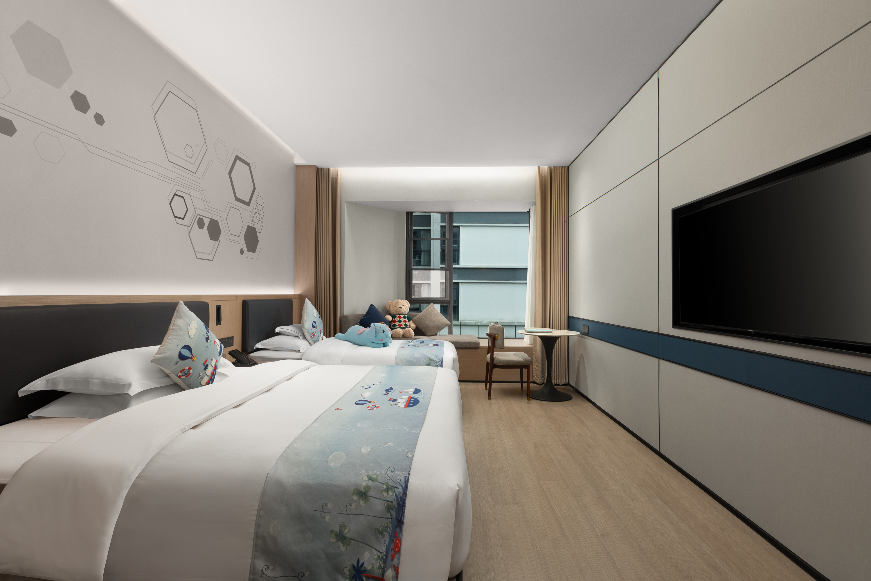 Guest room at the Microtel by Wyndham Enshi Jianshi in Enshi, Other than US/Canada