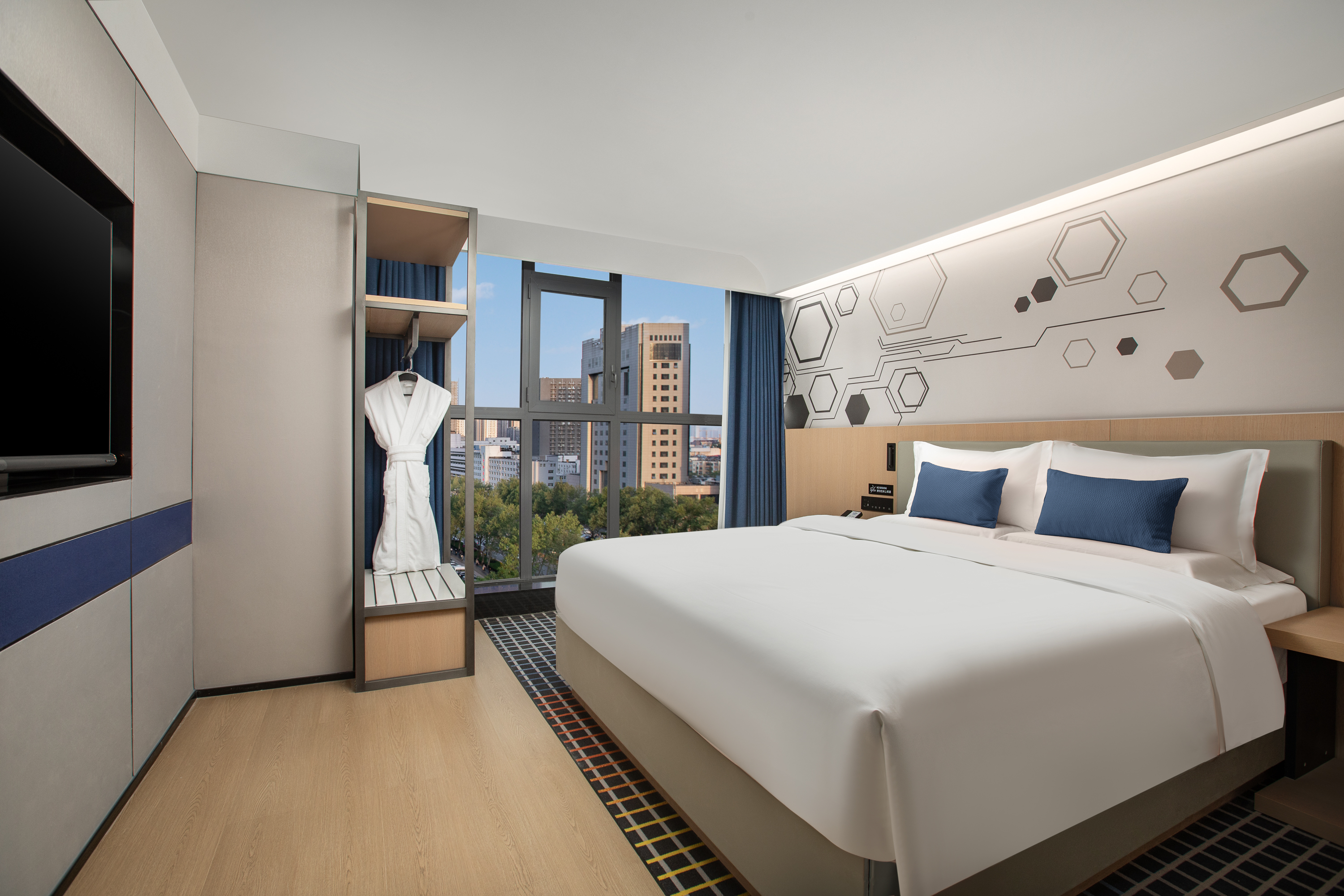 Guest room at the Microtel by Wyndham Handan New Century in Handan, Other than US/Canada