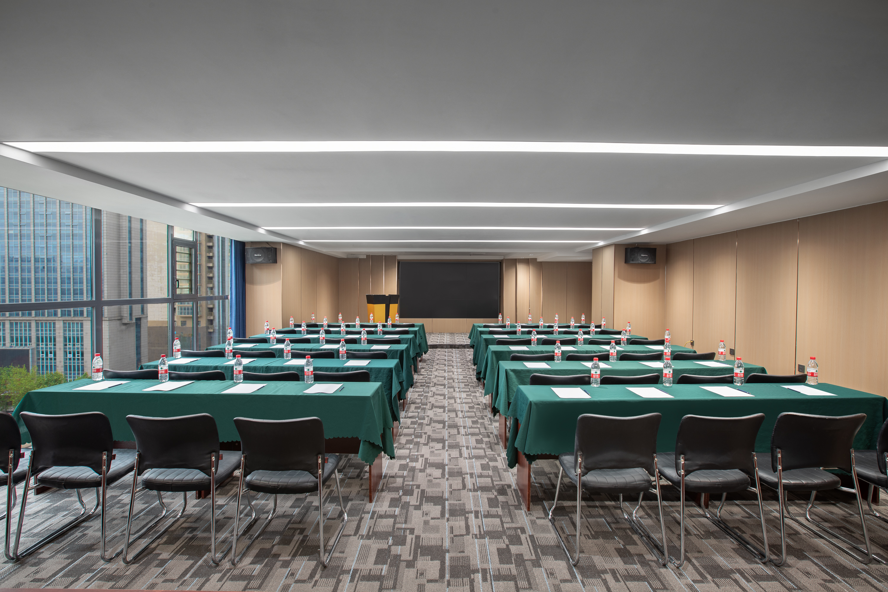 Meeting room at Microtel by Wyndham Handan New Century in Handan, Other than US/Canada