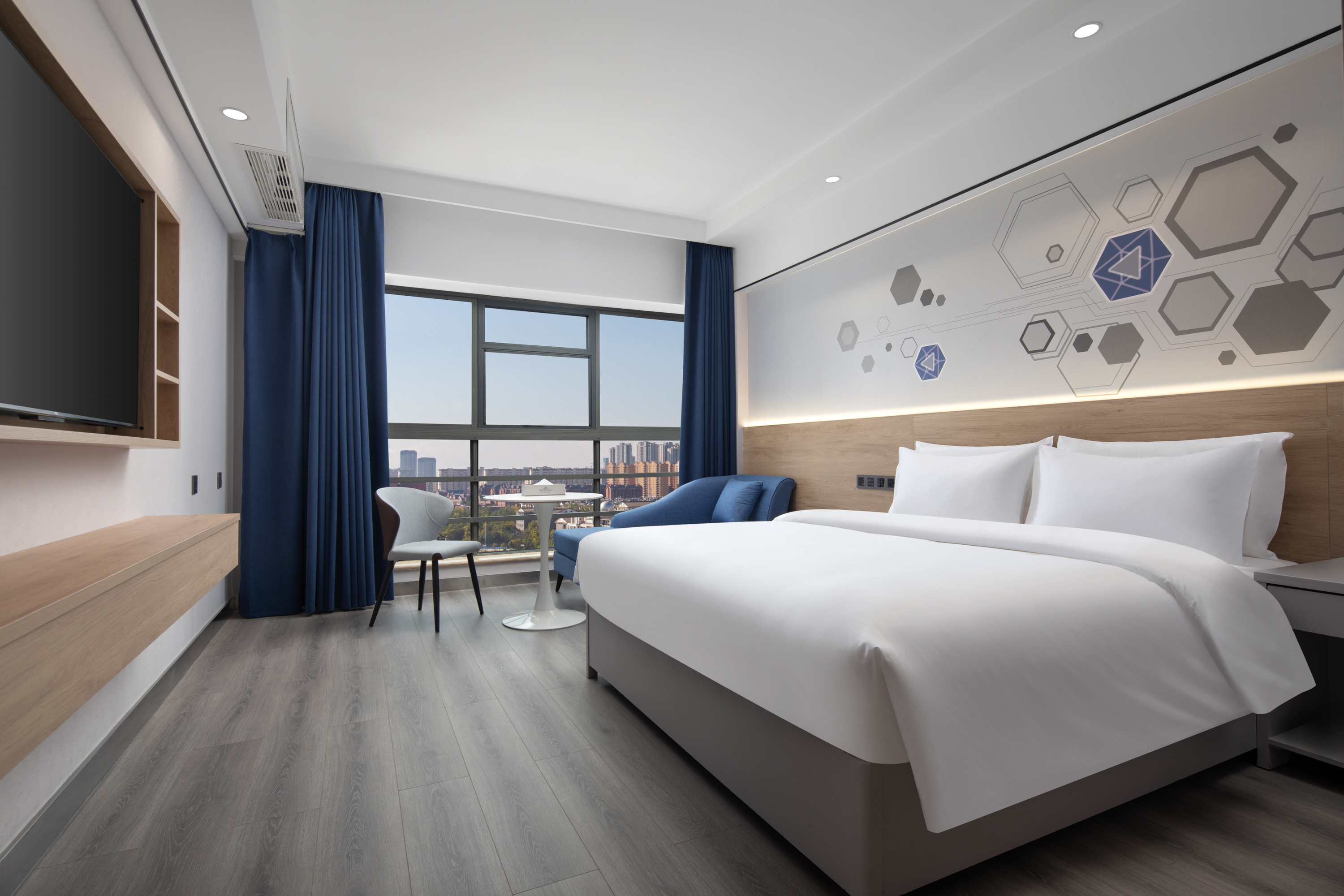 Guest room at the Microtel by Wyndham Kunming Guandu in Kunming, Other than US/Canada