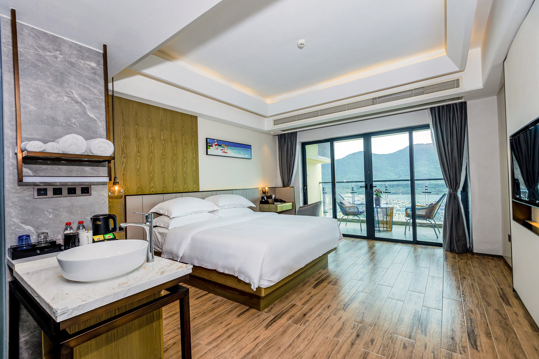 Guest room at the Microtel by Wyndham Sanya Dadonghai in Sanya, Other than US/Canada