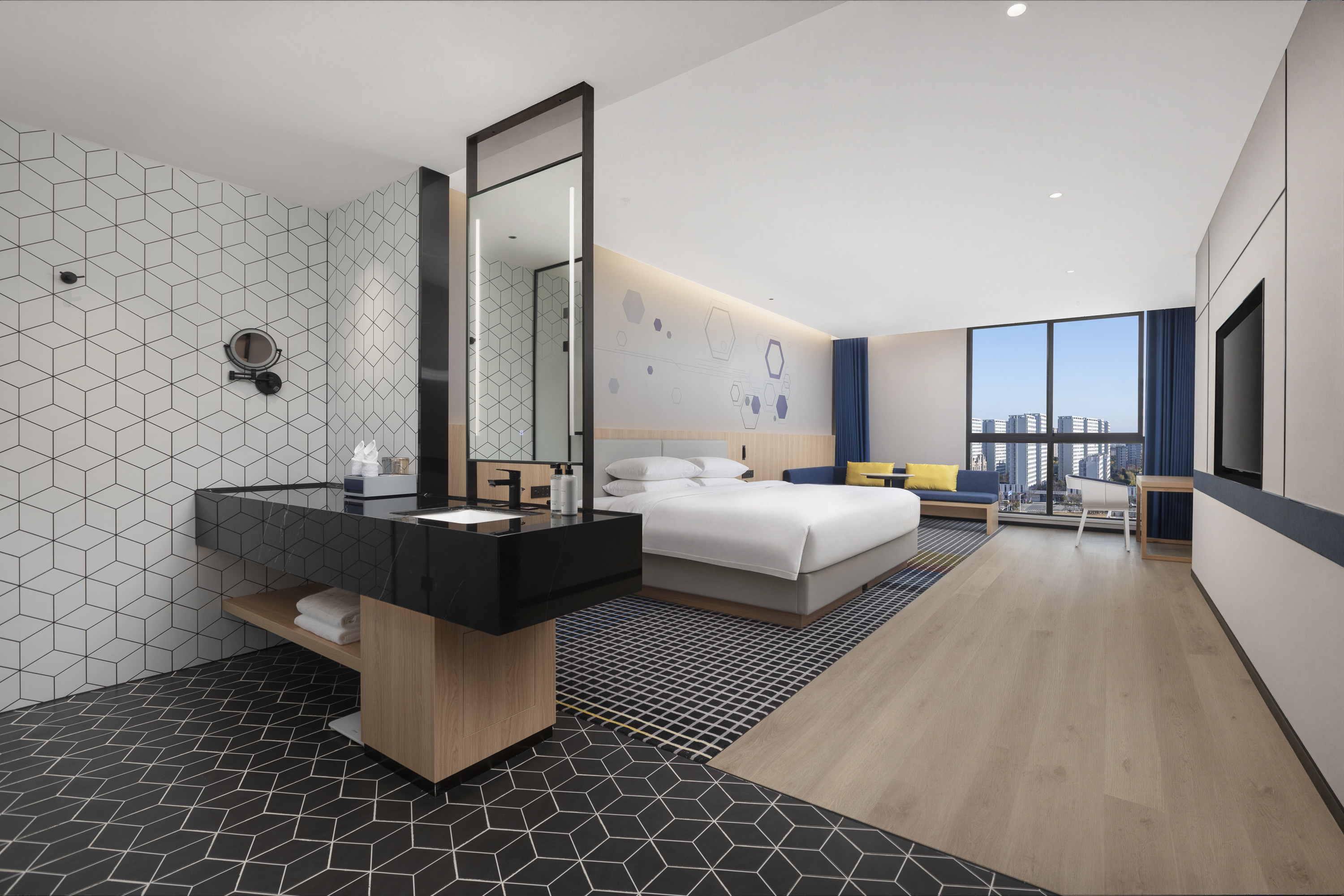 Guest room at the Microtel by Wyndham Taicang Shaxi in Suzhou, Other than US/Canada