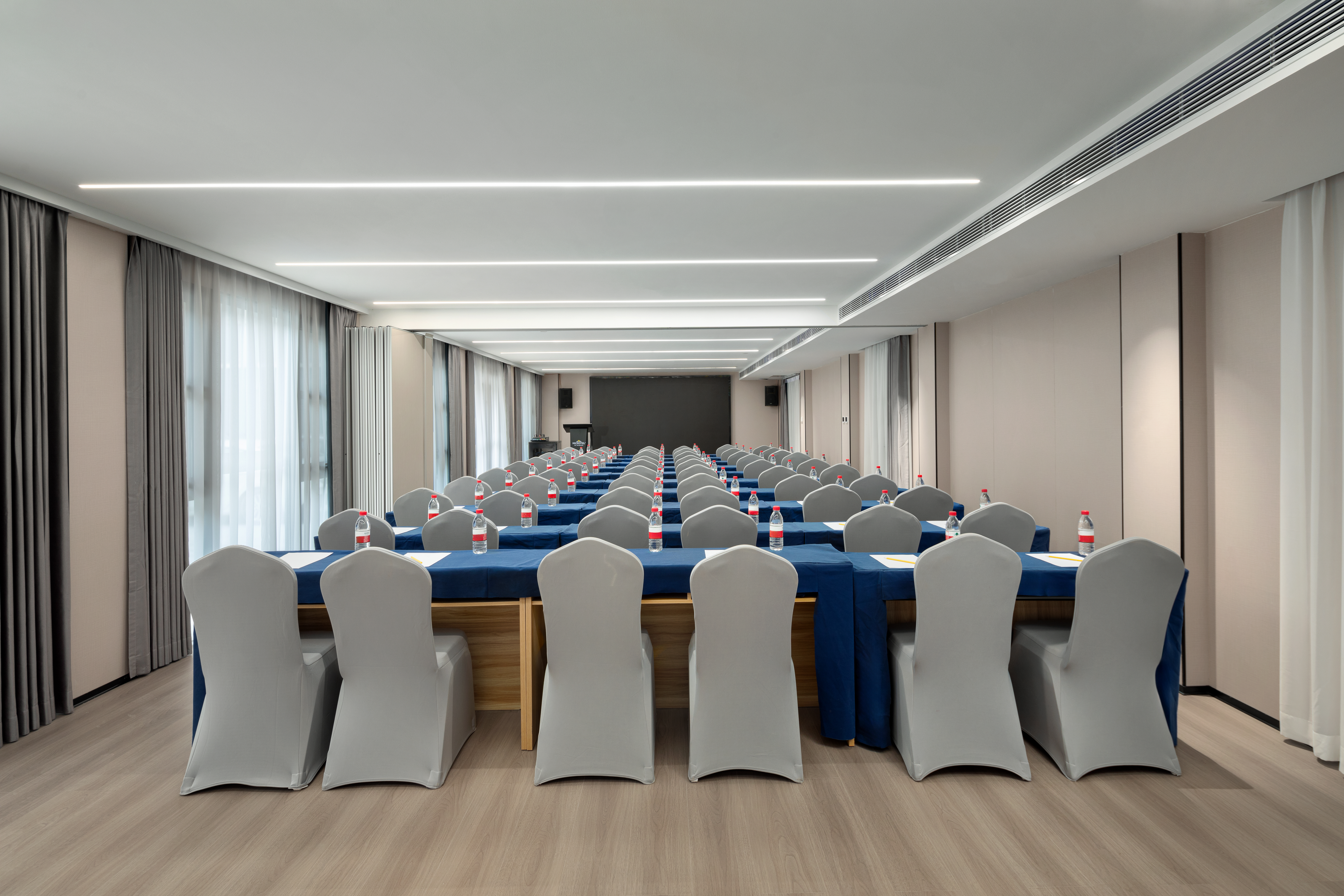 Meeting room at Microtel by Wyndham Xian Beilin in Xian, Other than US/Canada