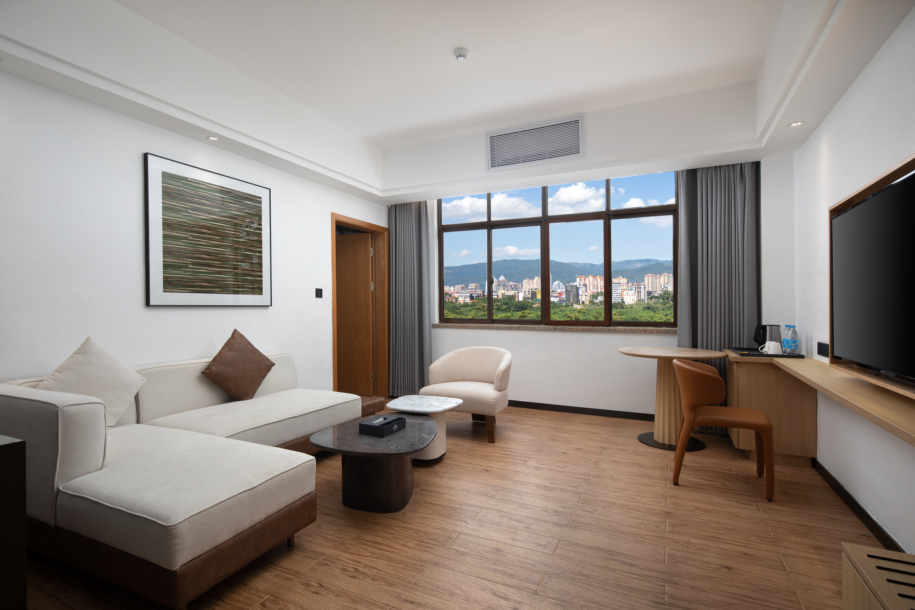 Guest room at the Microtel by Wyndham Xishuangbanna City Center in Xishuangbanna Dai Autonomous P, Other than US/Canada