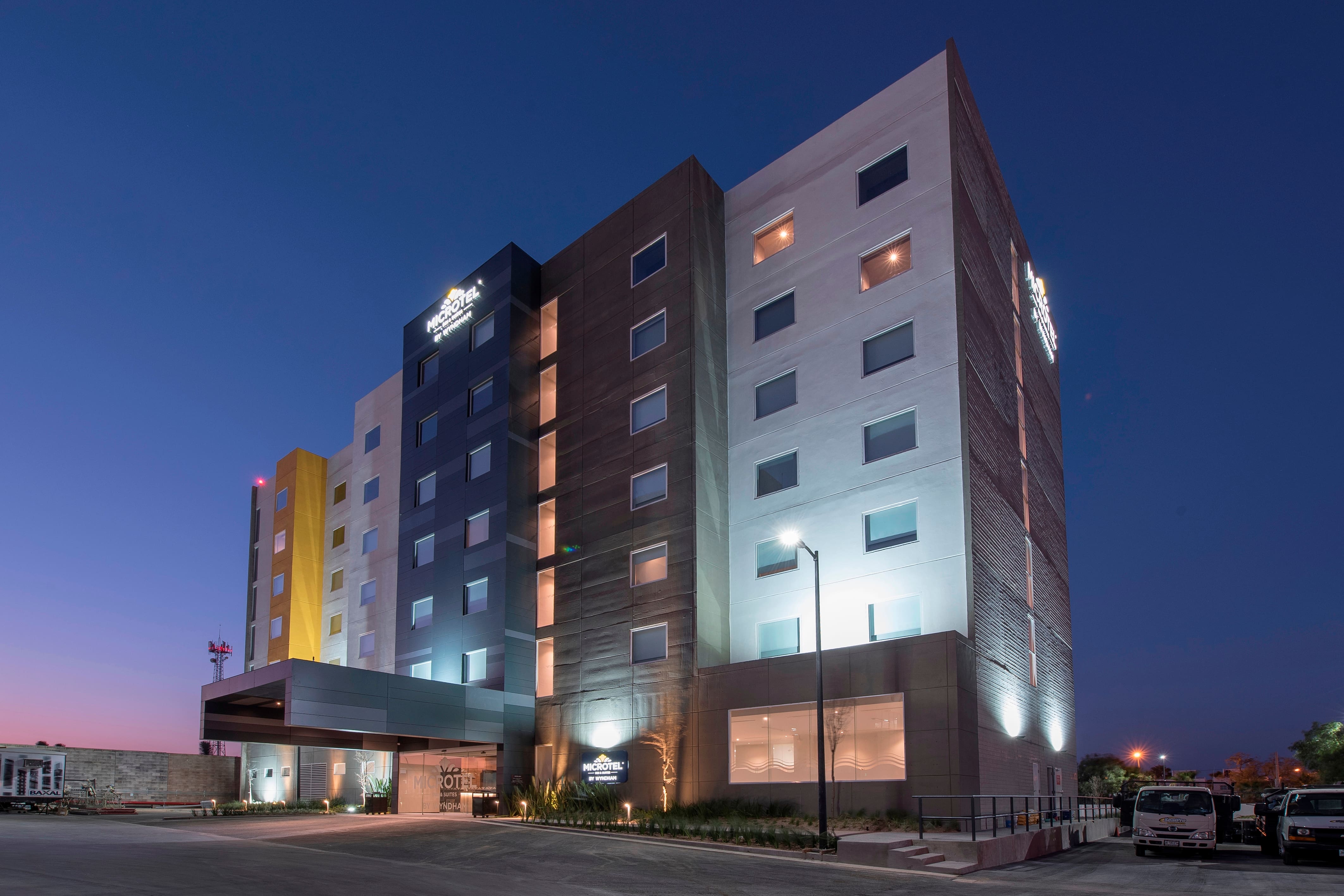 Microtel Inn & Suites by Wyndham S.L.P. Microtel Inn & Suites by Wyndham S.L.P.