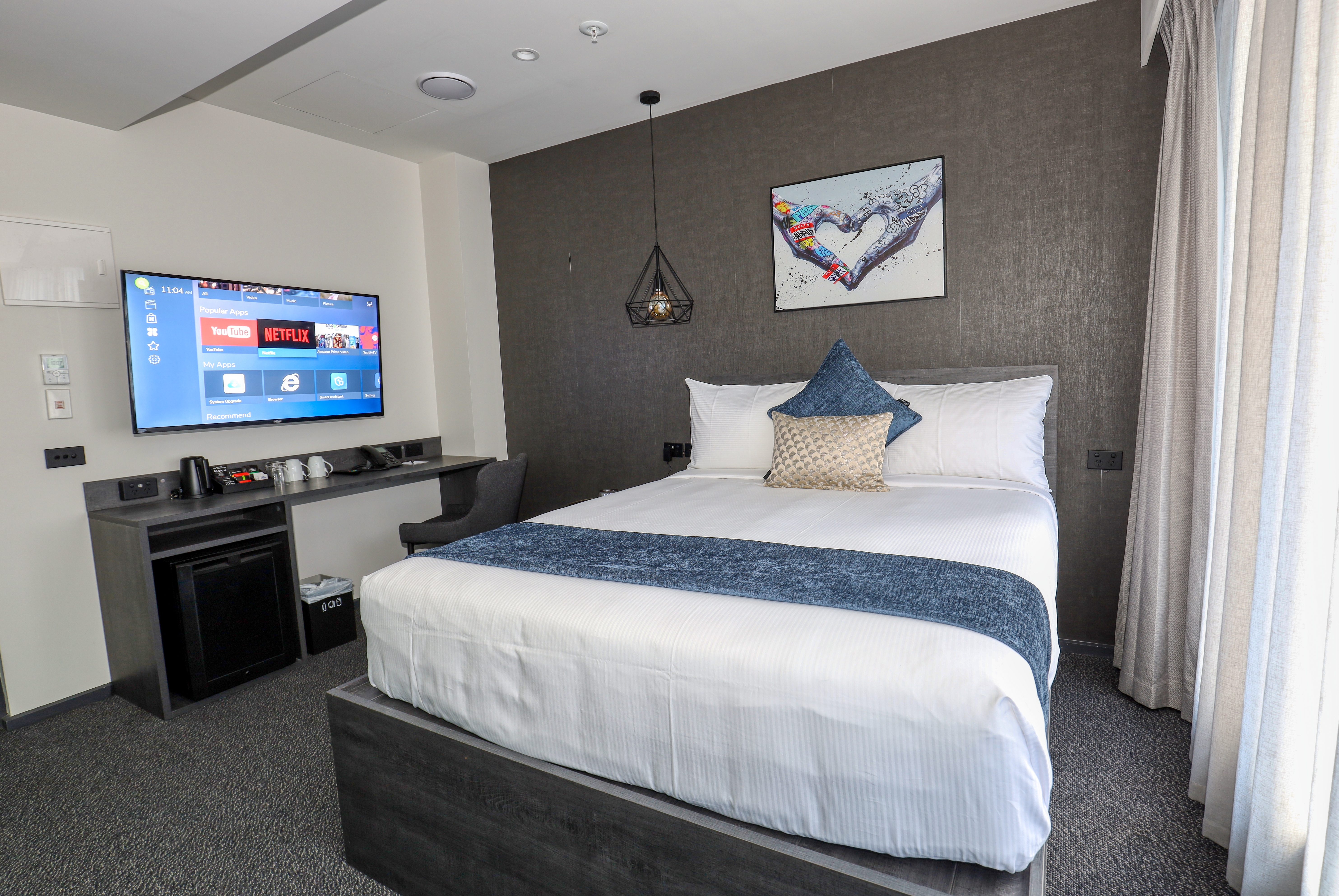 Guest room at the Microtel by Wyndham Wellington in Wellington, Other than US/Canada