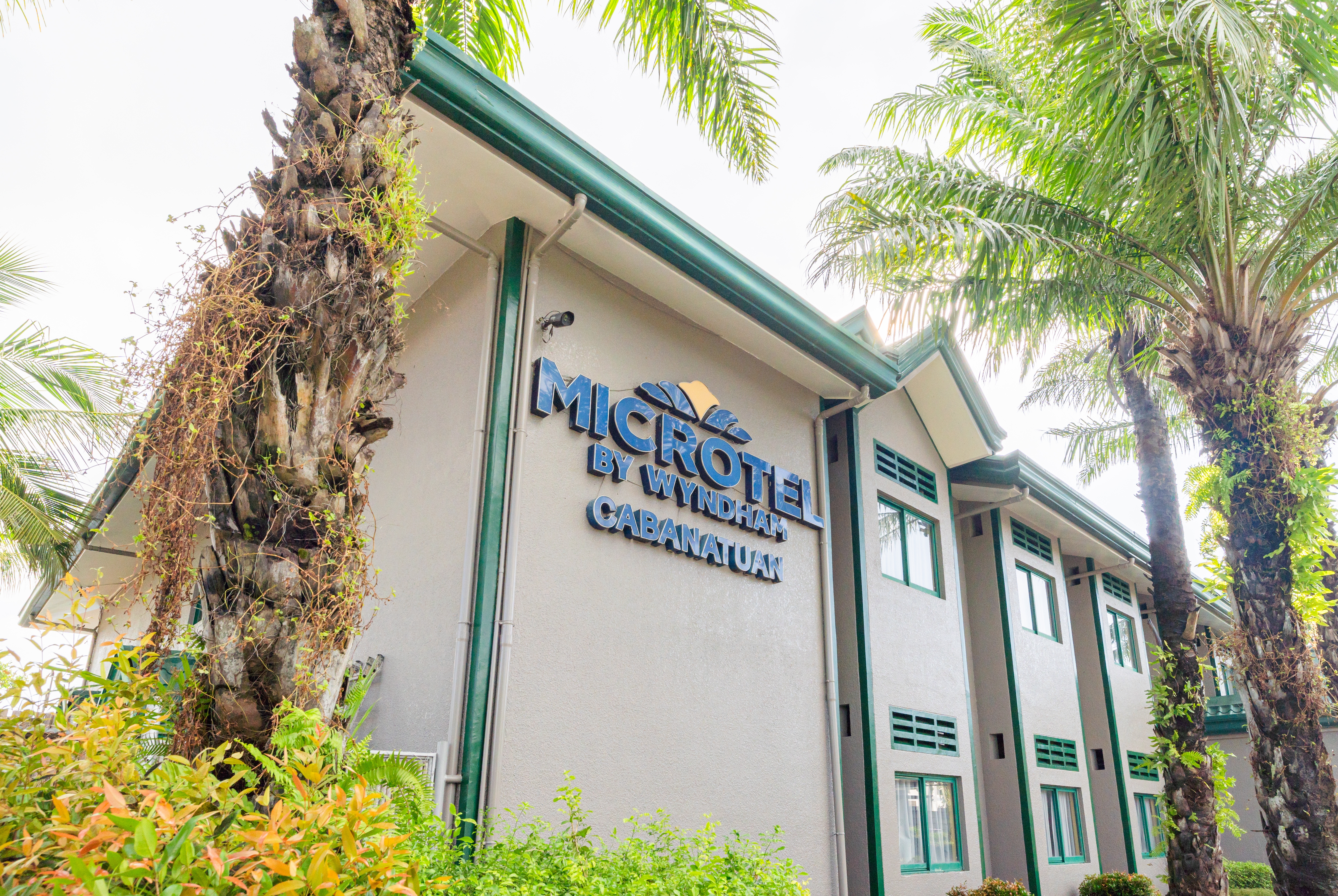 Exterior of Microtel by Wyndham Cabanatuan hotel in Cabanatuan City, Other than US/Canada
