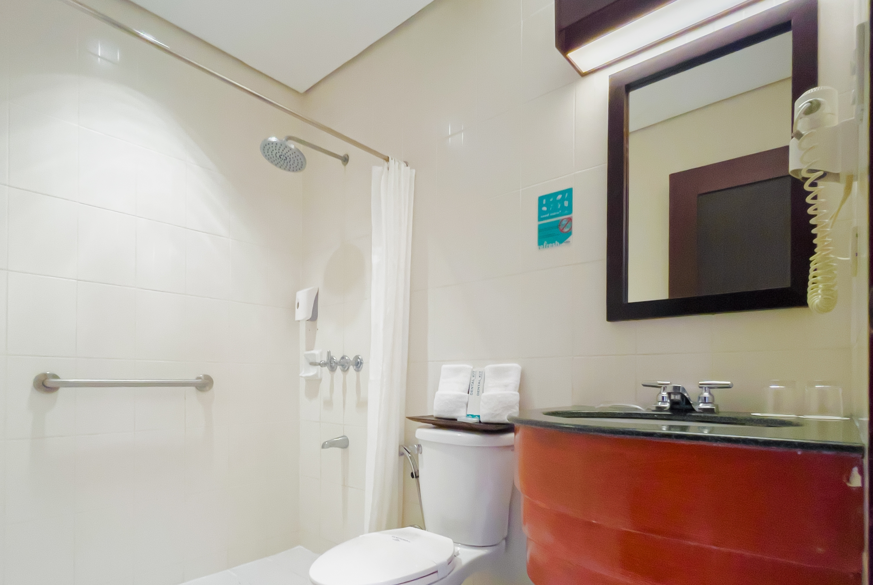 Guest room bath at the Microtel by Wyndham Cabanatuan in Cabanatuan City, Other than US/Canada