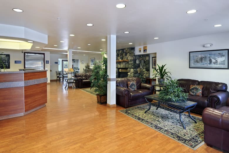 Microtel Inn Suites By Wyndham Eagle River Anchorage Are Microtel Inn Suites By Wyndham Eagle River Anchorage Are Hotel Lobby In