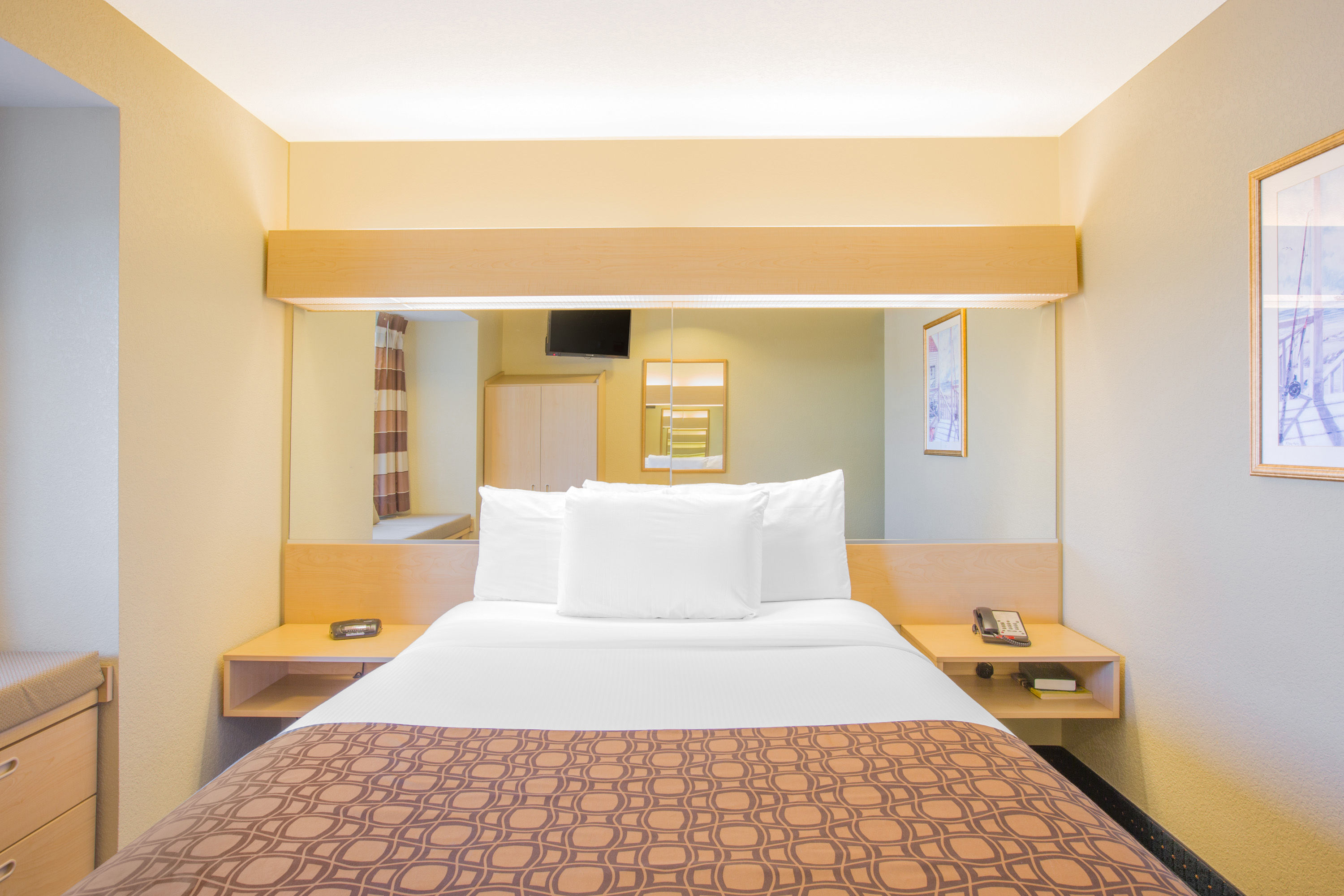 Guest room at the Microtel Inn & Suites by Wyndham Albertville in Albertville, Alabama