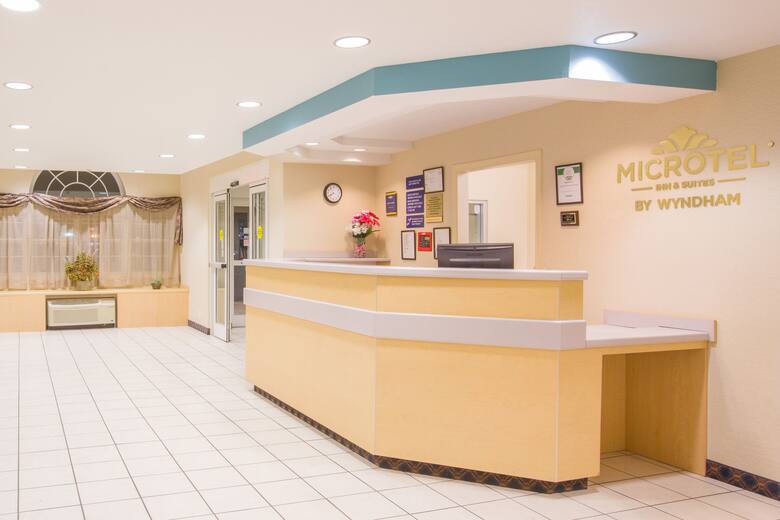 Microtel Inn Suites By Wyndham Albertville Hotels Microtel Inn Suites By Wyndham Albertville Hotel Lobby In Alabama