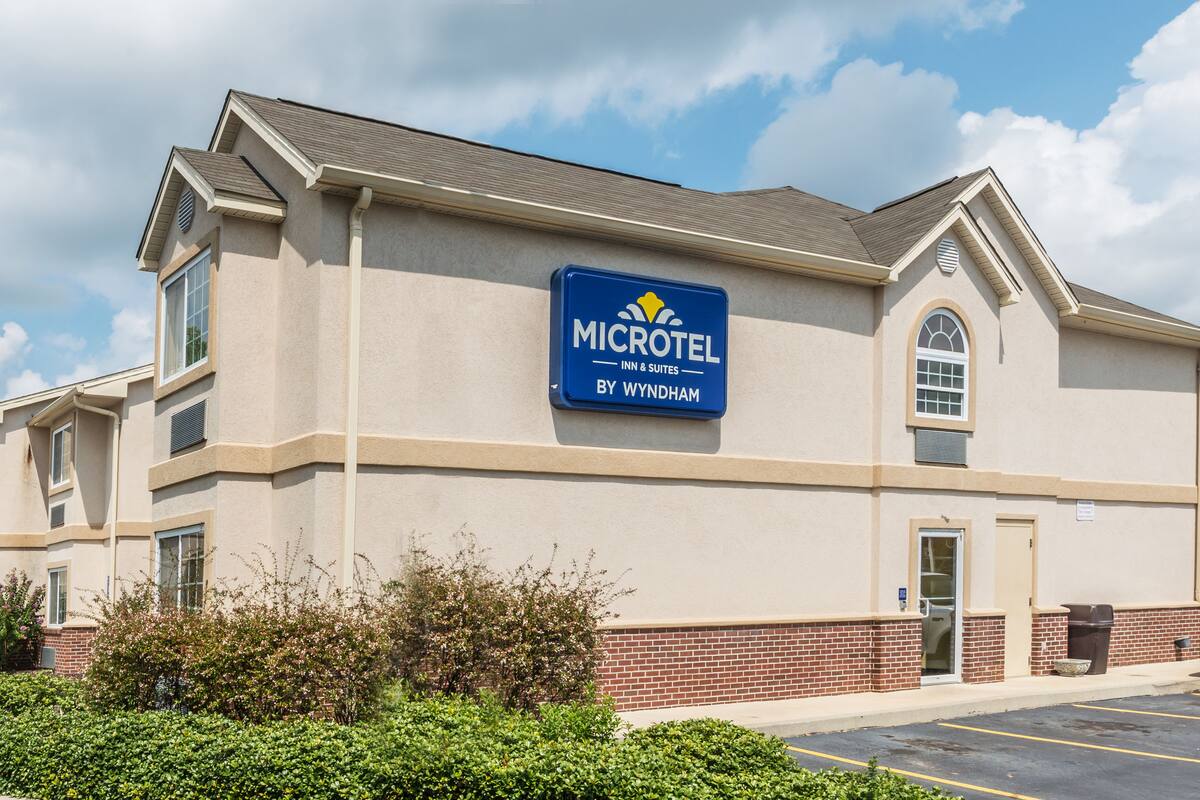 Microtel Inn Suites By Wyndham Auburn Hotels Al 36832 Exterior Of Microtel Inn Suites By Wyndham Auburn Hotel In Alabama