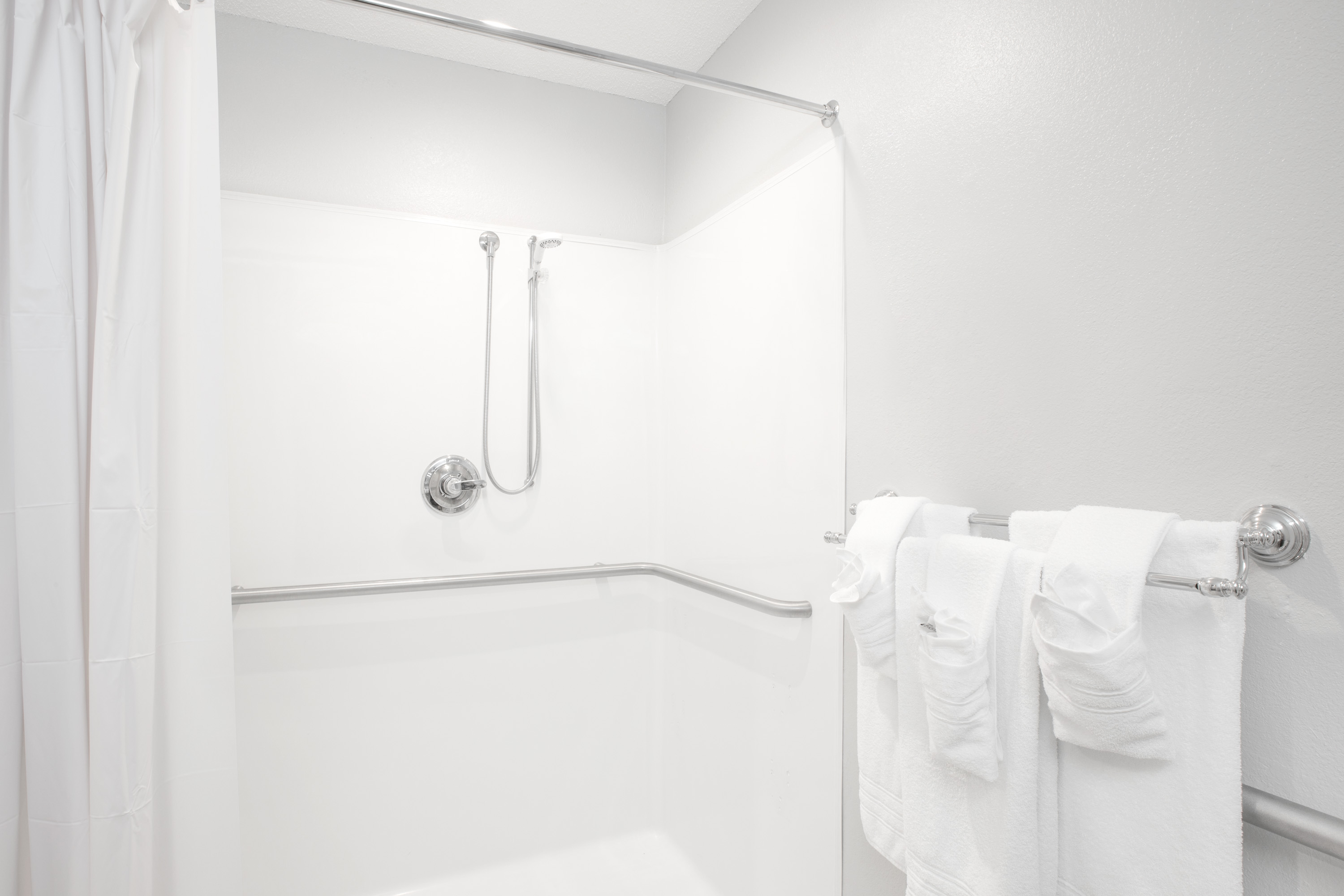 Guest room at the Microtel Inn & Suites by Wyndham Gardendale/Birmingham North in Gardendale, Alabama