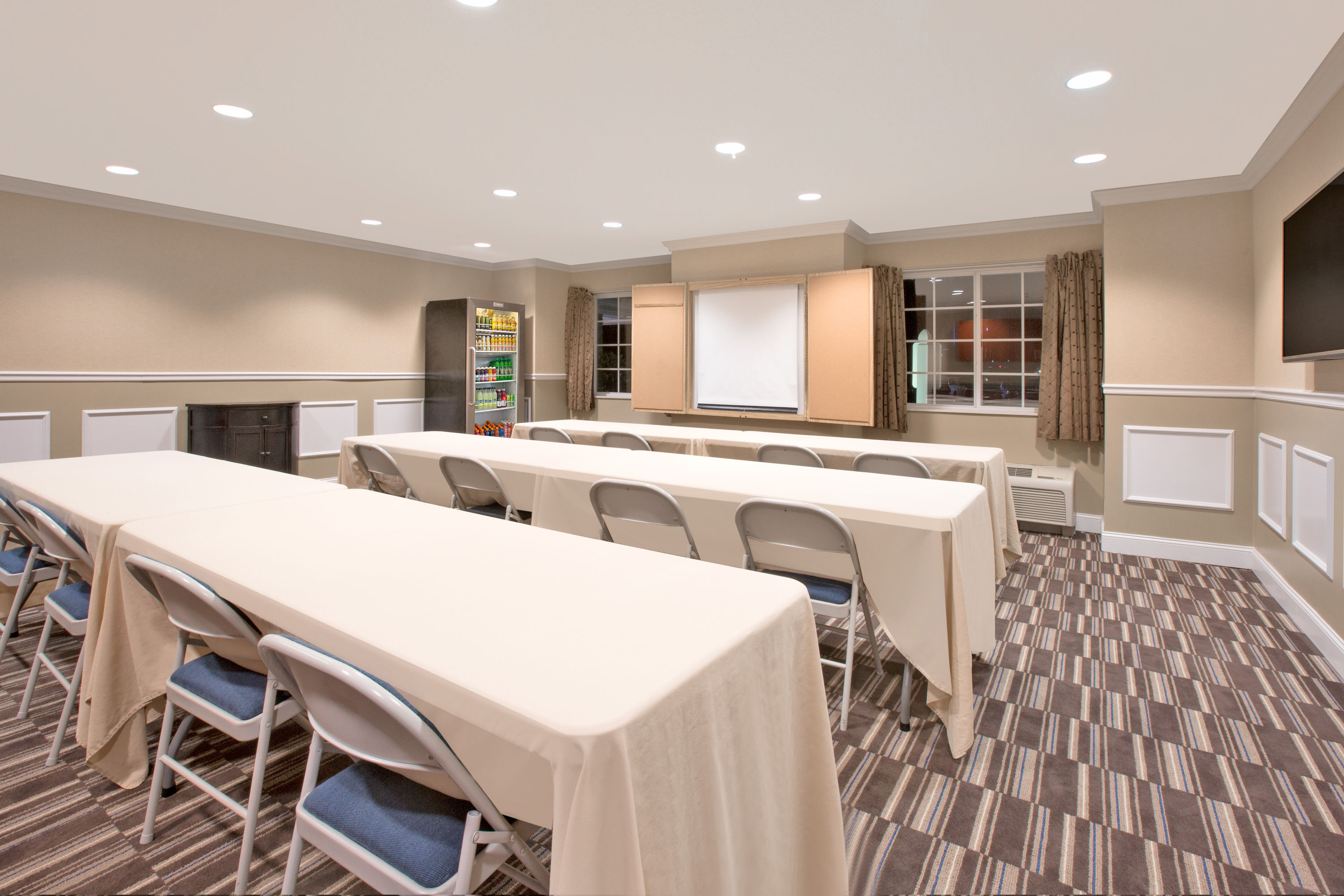 Classroom meeting room at Microtel Inn & Suites by Wyndham Gardendale/Birmingham North in Gardendale, Alabama