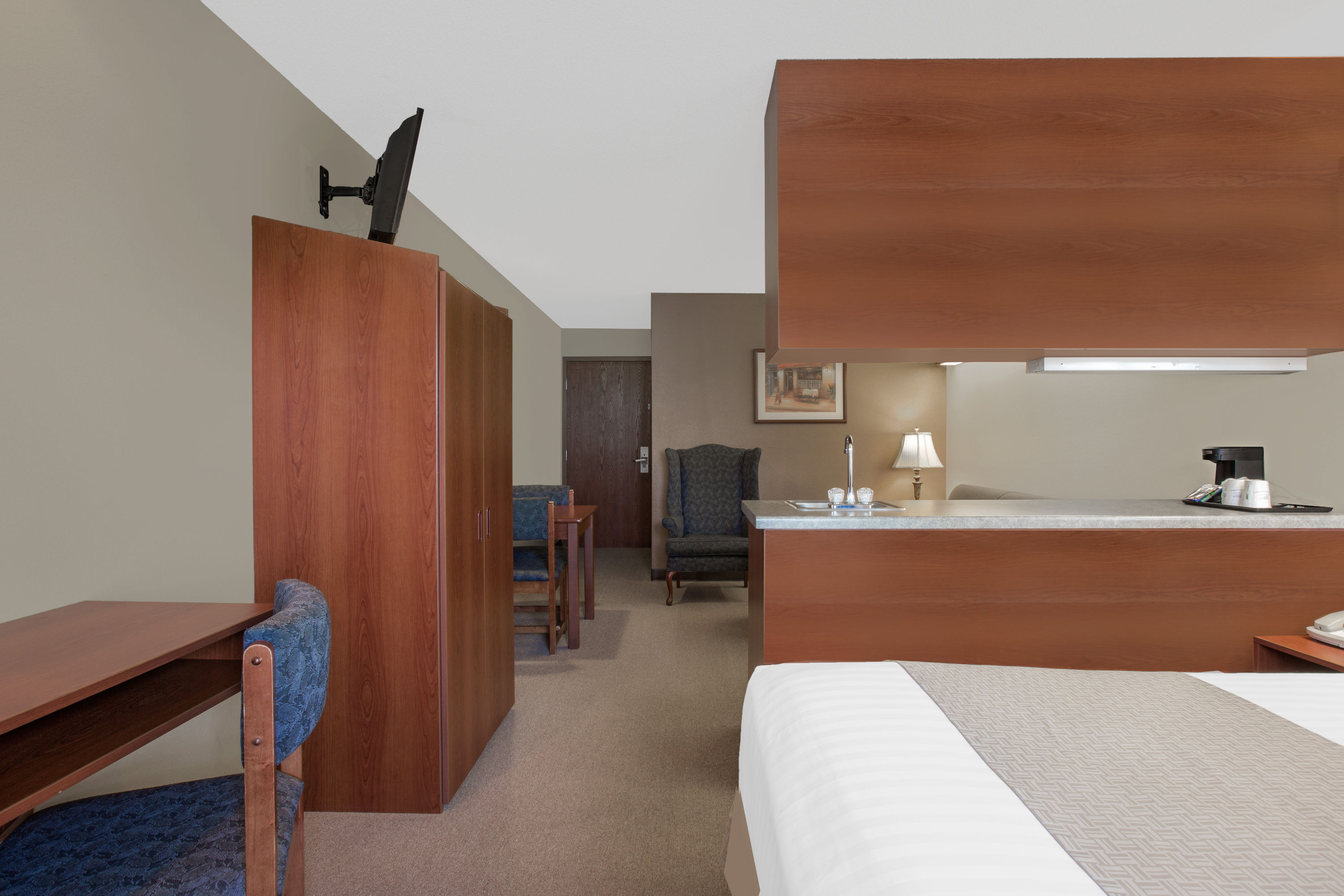 Guest room at the Microtel Inn & Suites by Wyndham Gardendale/Birmingham North in Gardendale, Alabama