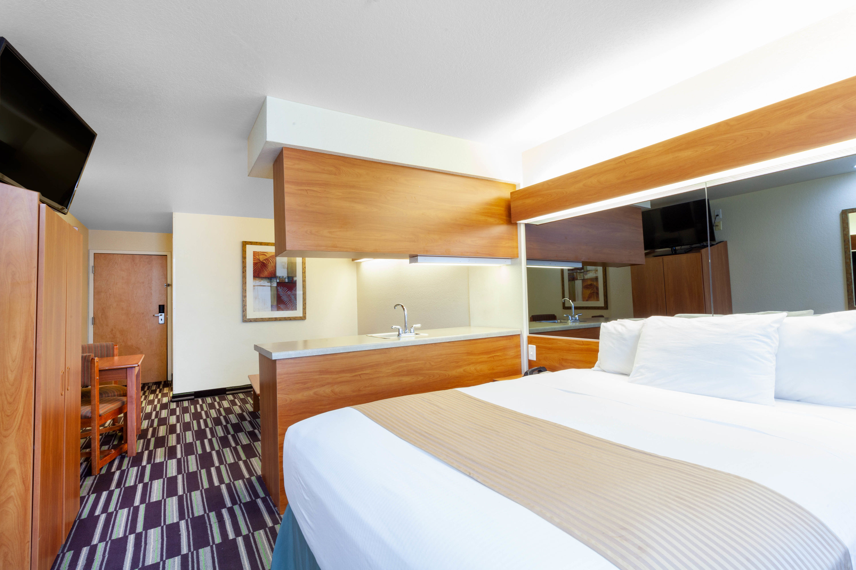 Microtel Inn Suites Wyndham Gulf Shores Gulf Shores  Hotels