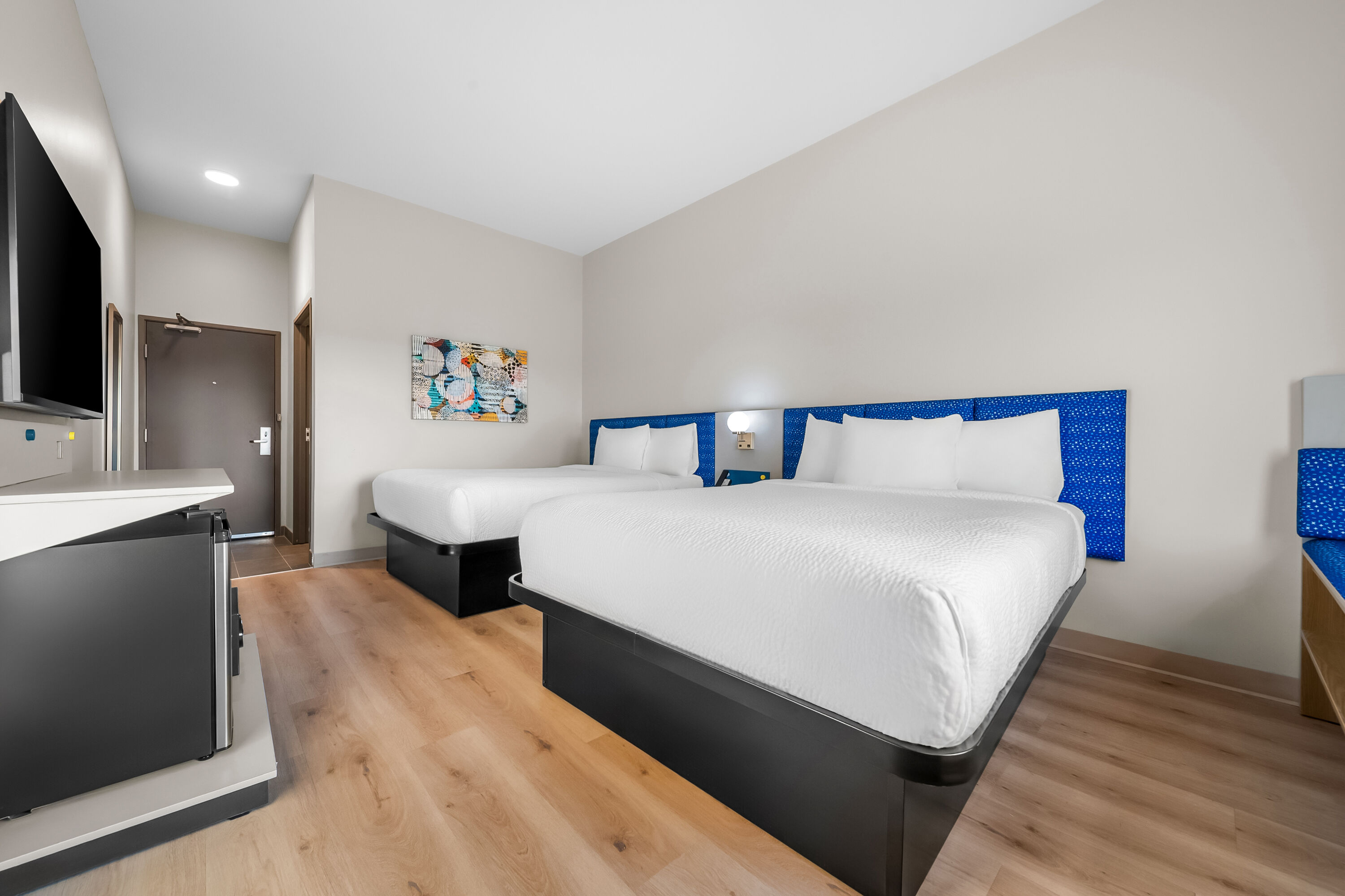 Double bed guest room at the Microtel Inn & Suites by Wyndham Prattville Montgomery in Prattville, Alabama