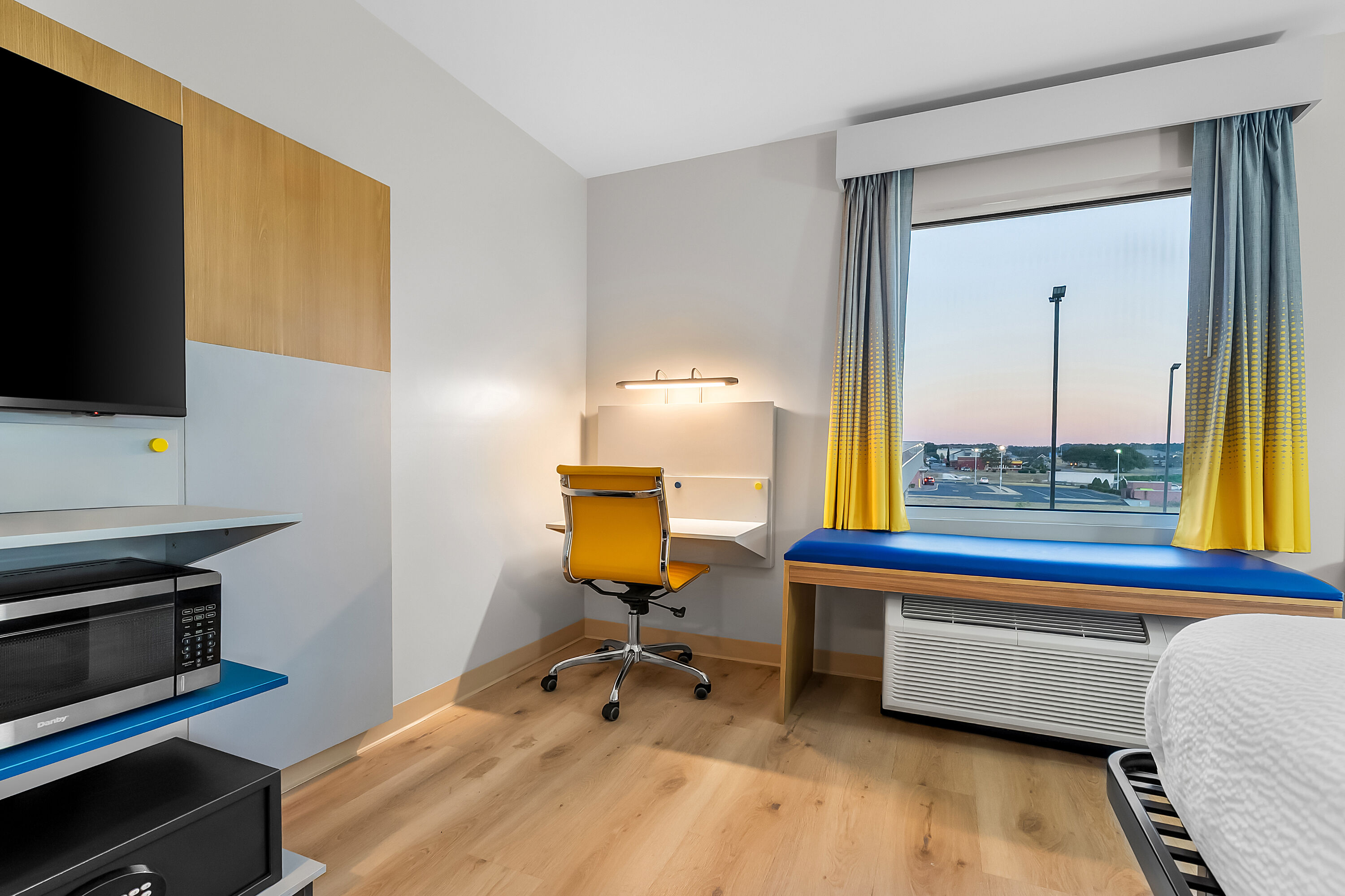 King bed guest room at the Microtel Inn & Suites by Wyndham Prattville Montgomery in Prattville, Alabama