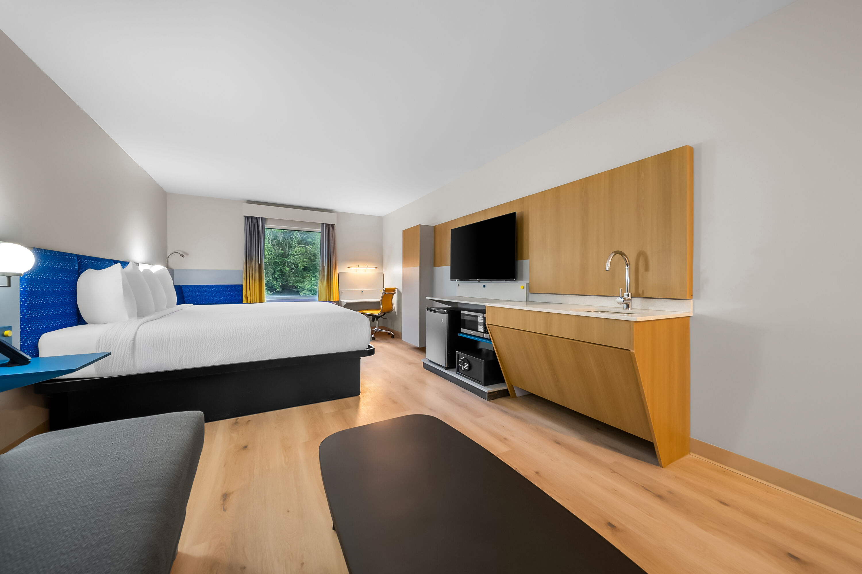 Microtel Inn & Suites by Wyndham Prattville Montgomery suite in Prattville, Alabama