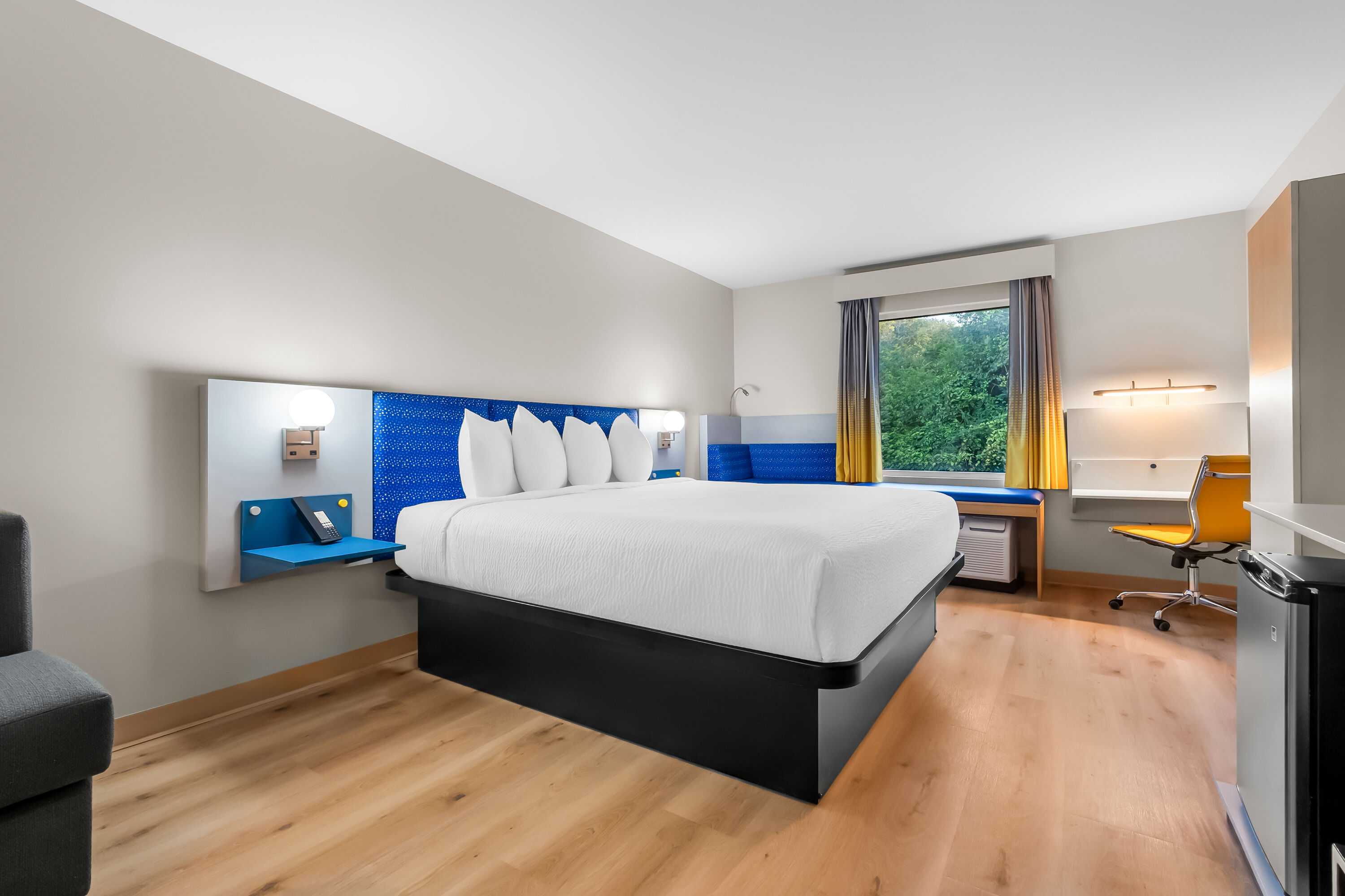 Microtel Inn & Suites by Wyndham Prattville Montgomery suite in Prattville, Alabama