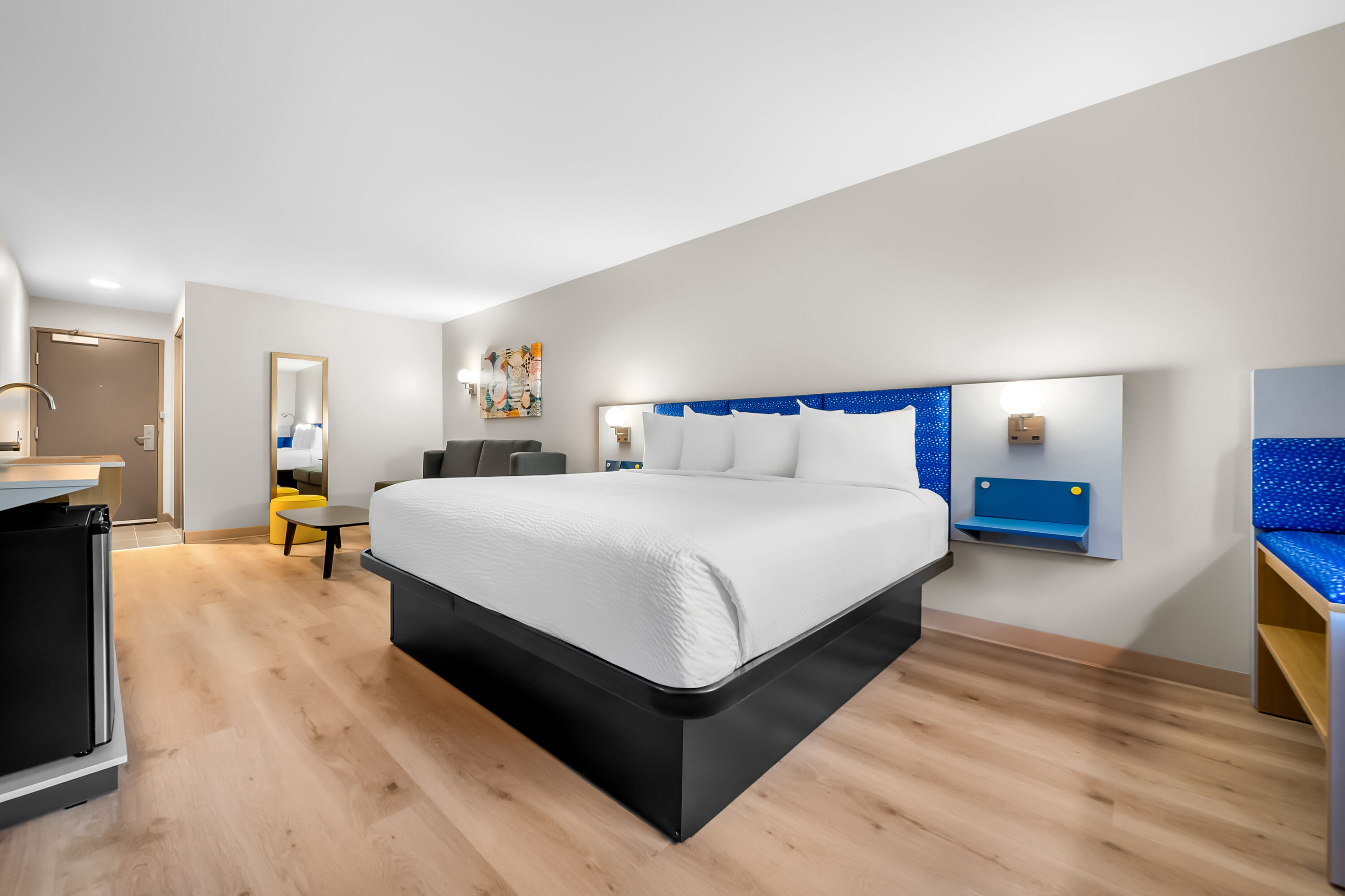 Microtel Inn & Suites by Wyndham Prattville Montgomery suite in Prattville, Alabama