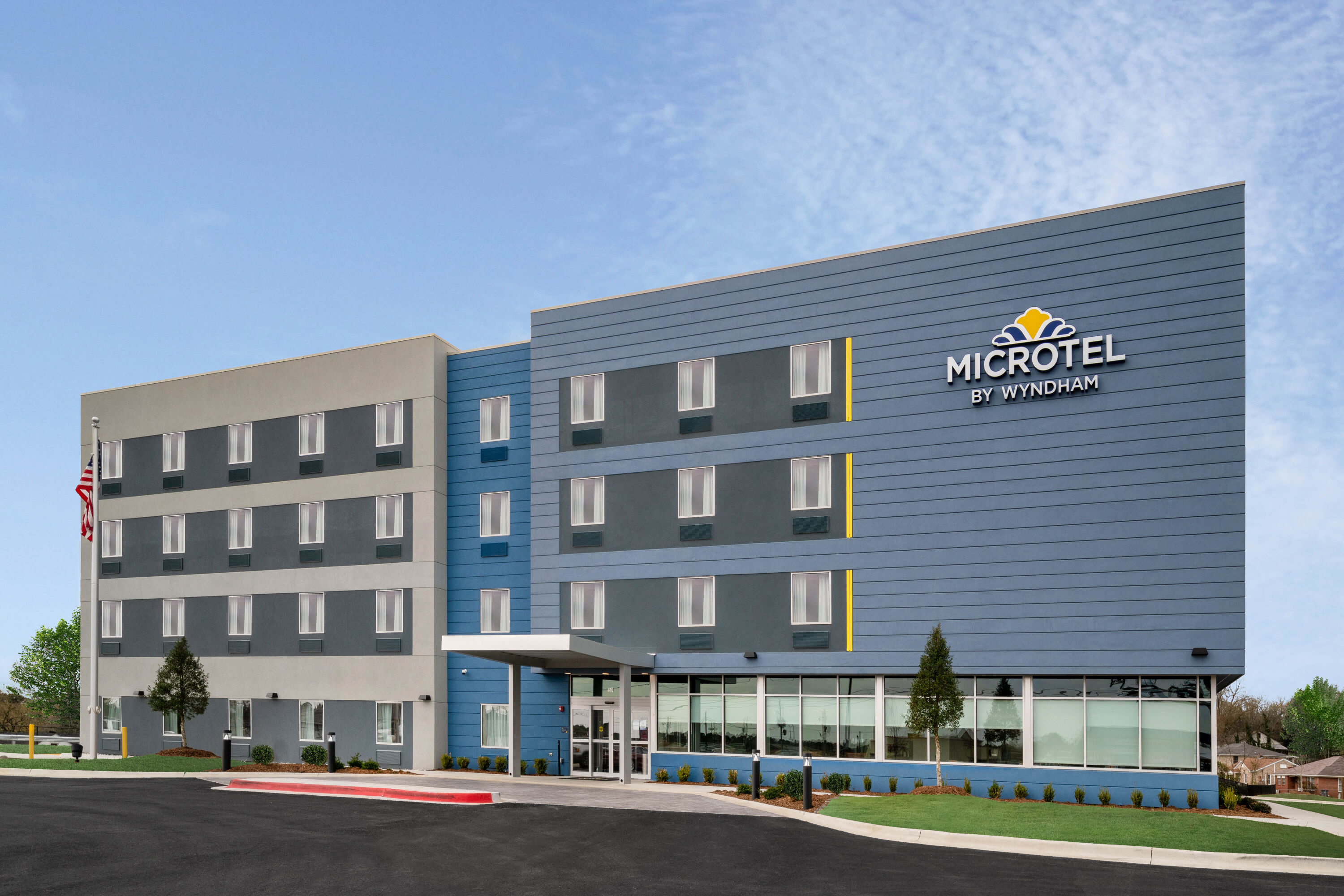 Exterior of Microtel Inn & Suites by Wyndham Hot Springs hotel in Hot Springs, Arkansas