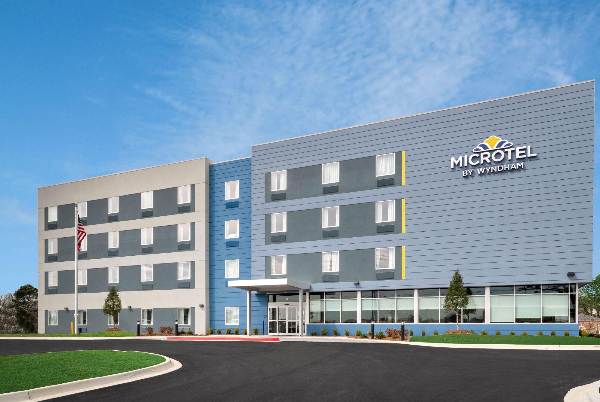 Exterior of Microtel Inn & Suites by Wyndham Hot Springs hotel in Hot Springs, Arkansas