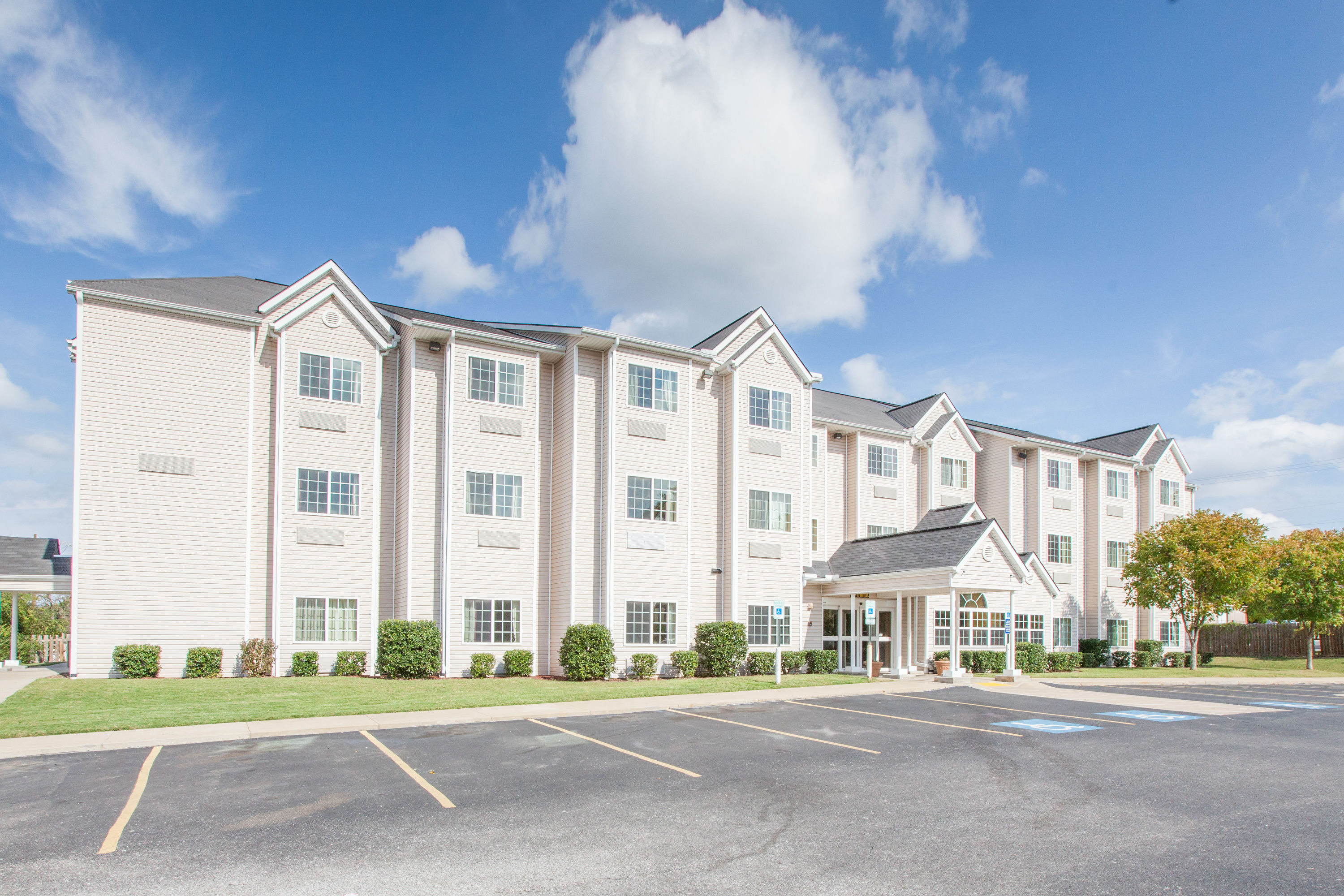 Microtel Inn Suites By Wyndham Rogers Rogers Ar Hotels