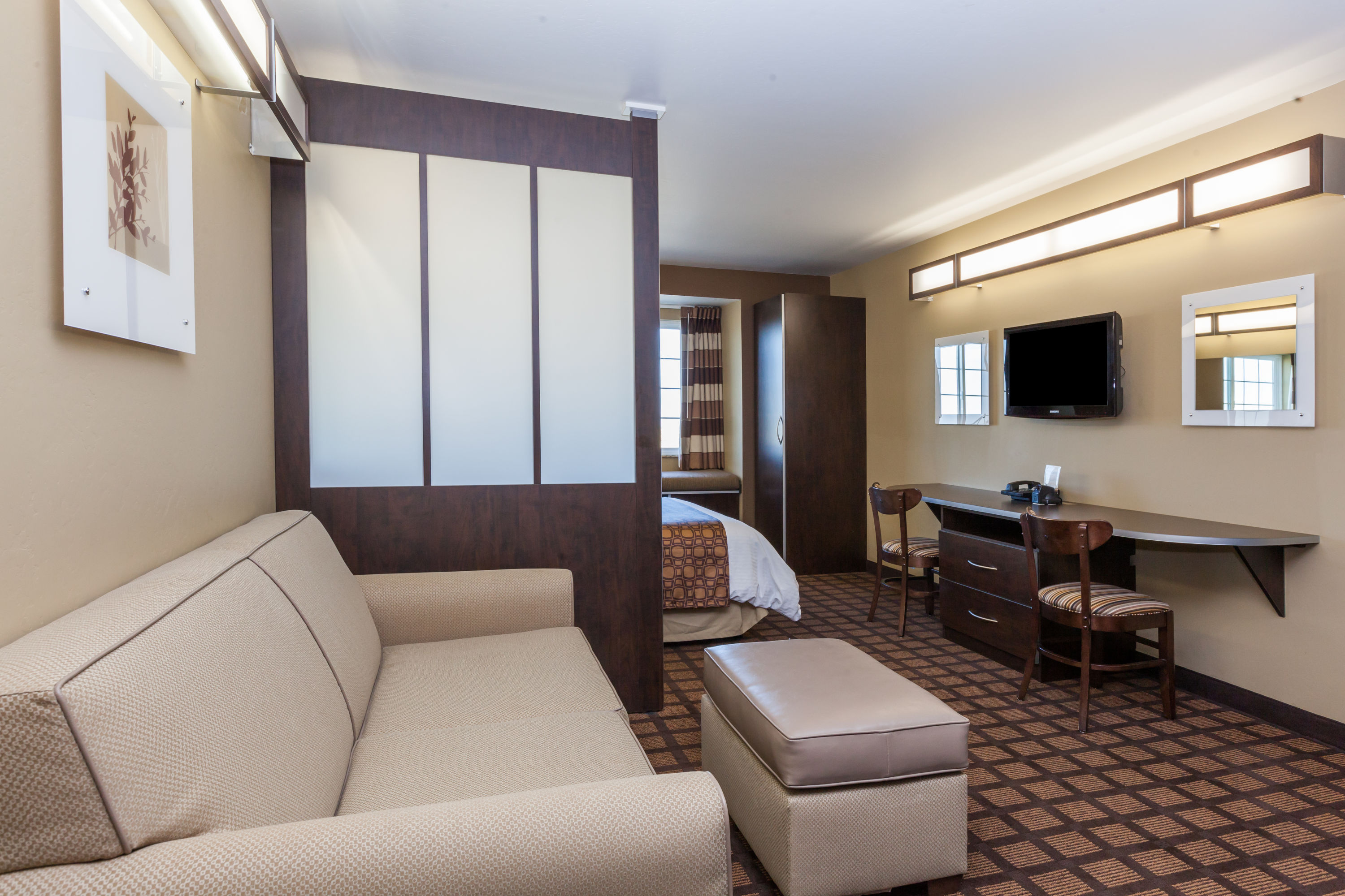 Microtel Inn & Suites by Wyndham Wheeler Ridge suite in Wheeler Ridge, California