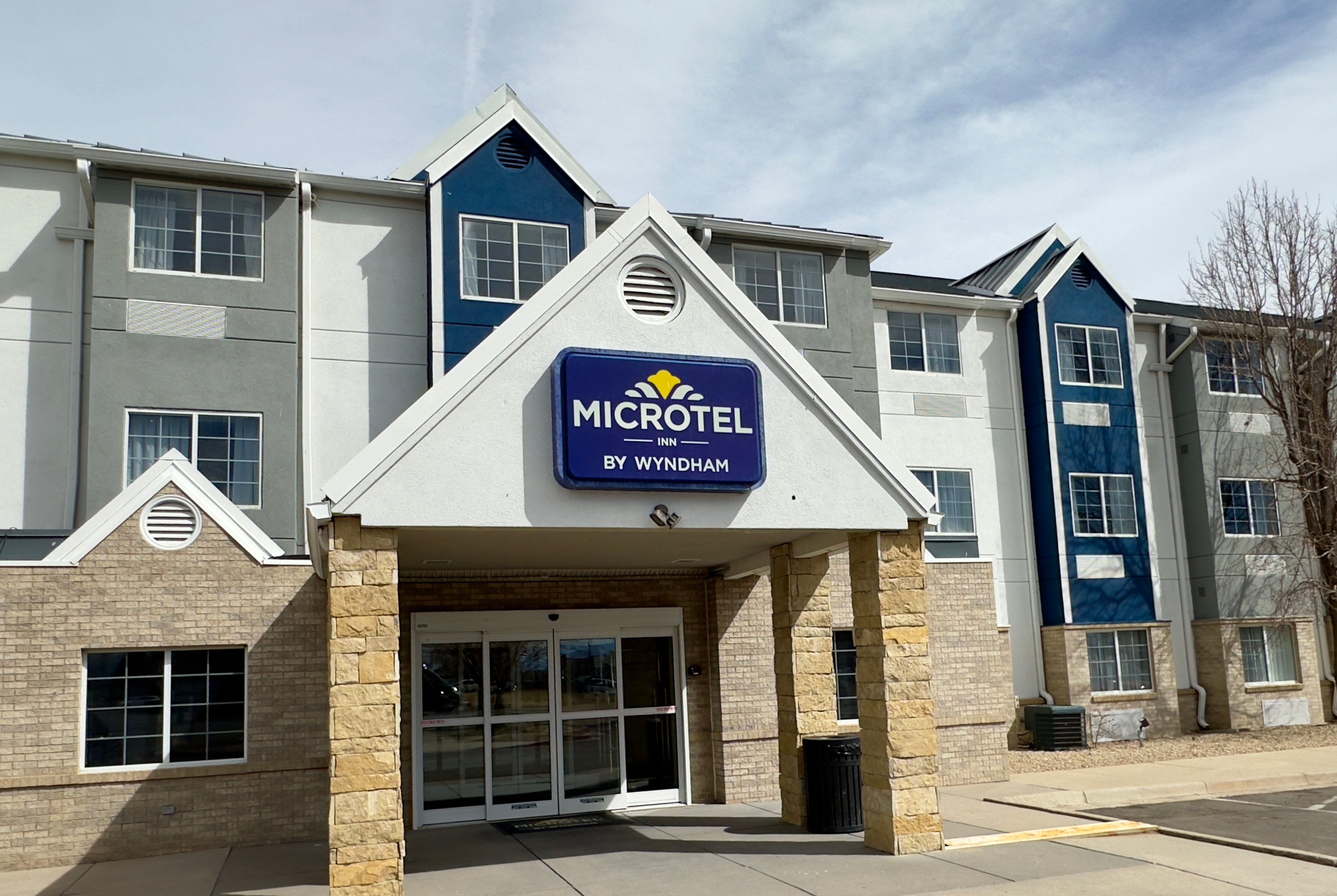 Exterior of Microtel Inn & Suites by Wyndham Denver Airport hotel in Denver, Colorado