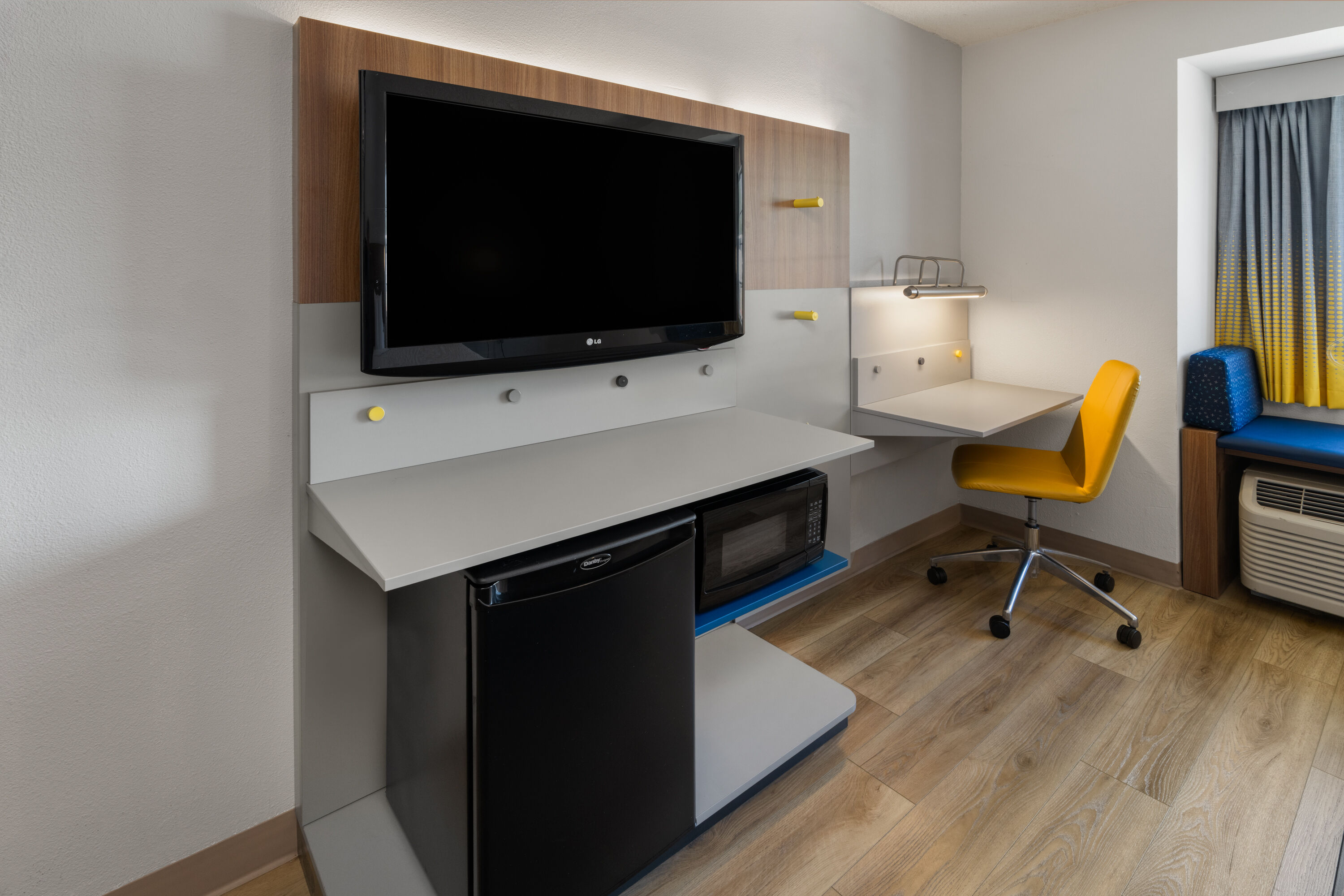 Guest room at the Microtel Inn & Suites by Wyndham Denver Airport in Denver, Colorado