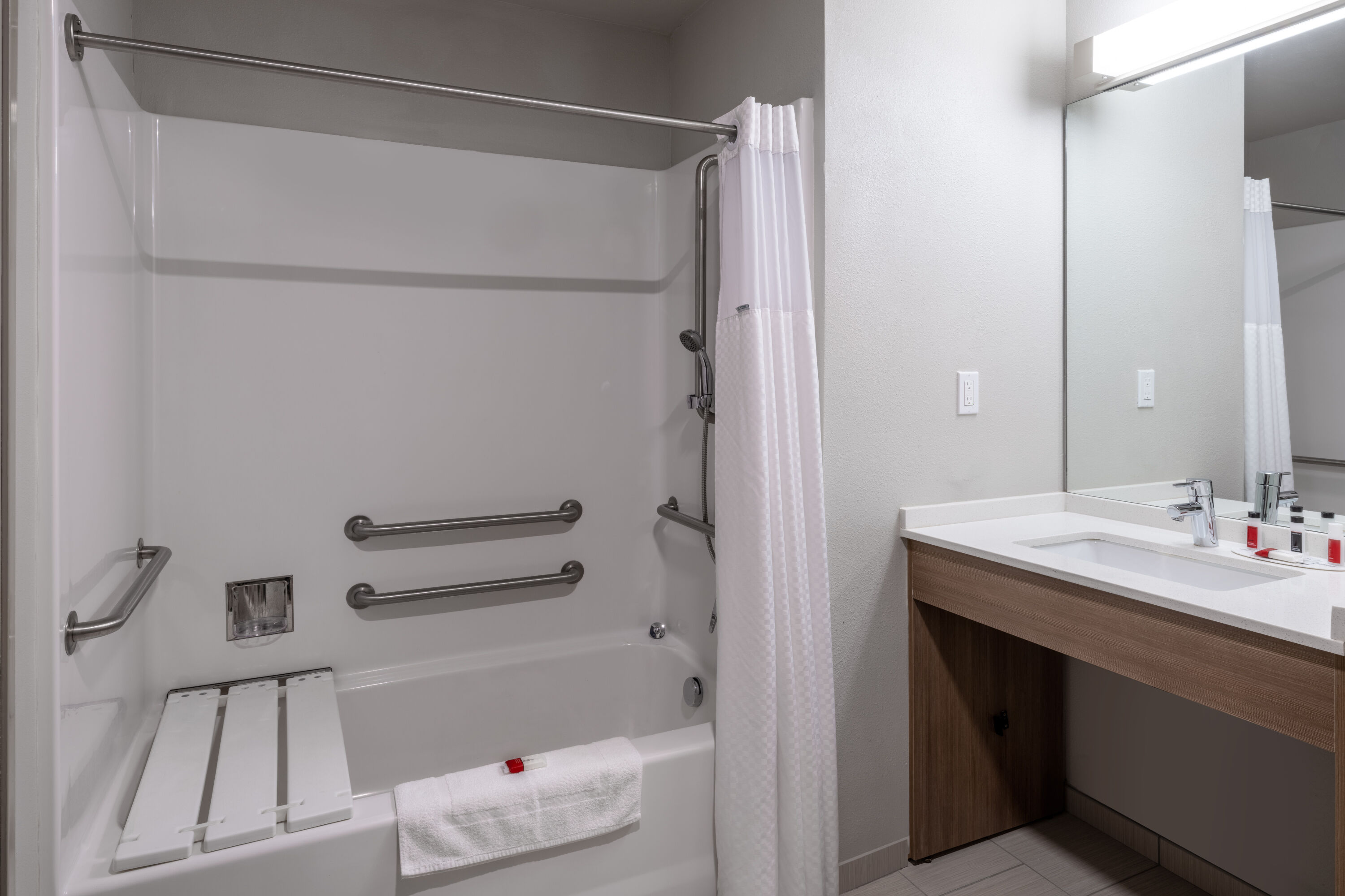 Microtel Georgetown Co