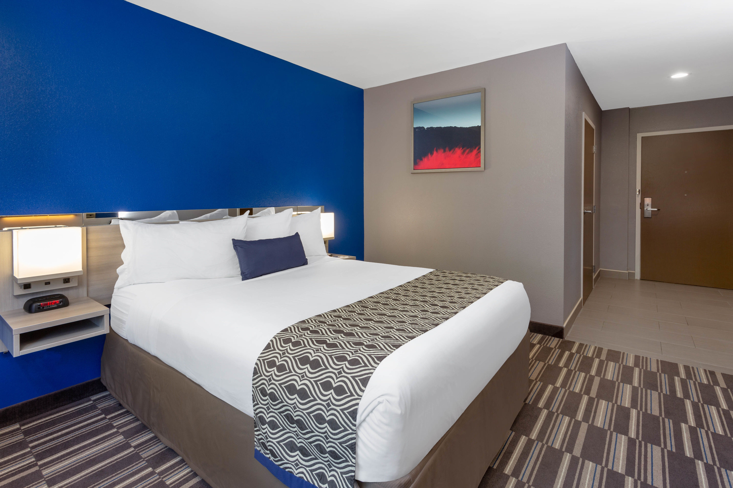 Microtel Inn & Suites by Wyndham Bethel/Danbury | Bethel, CT Hotels