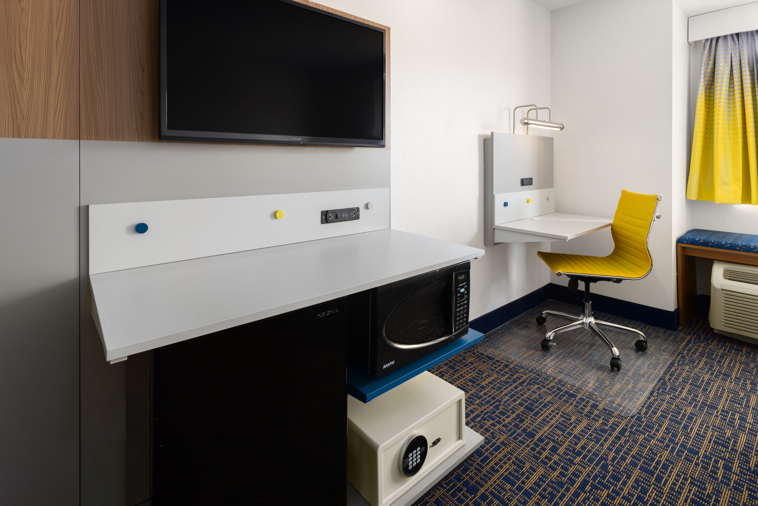 Guest room at the Microtel Inn & Suites by Wyndham Dover in Dover, Delaware
