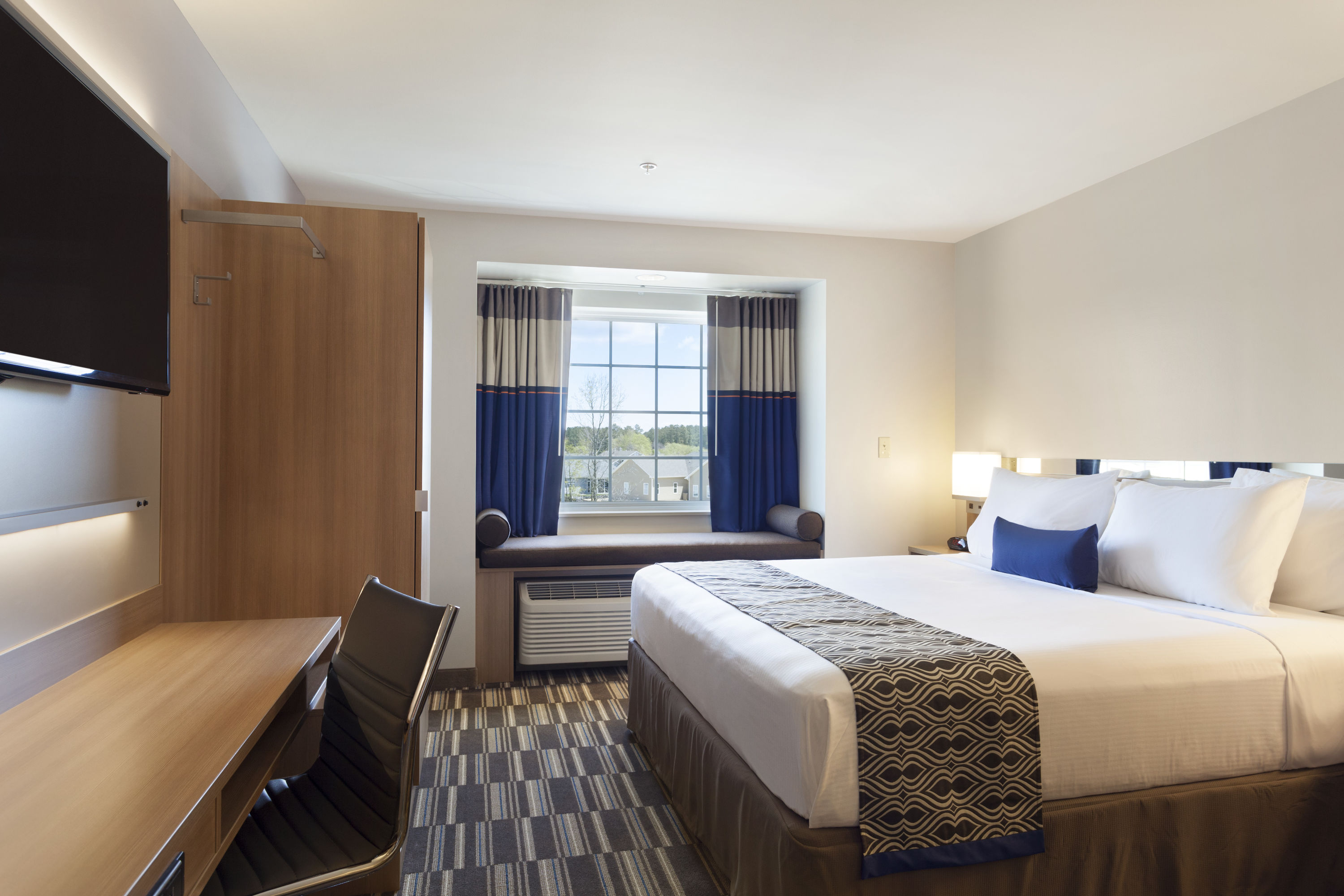 Microtel Inn & Suites by Wyndham Georgetown Delaware Beaches suite in Georgetown, Delaware