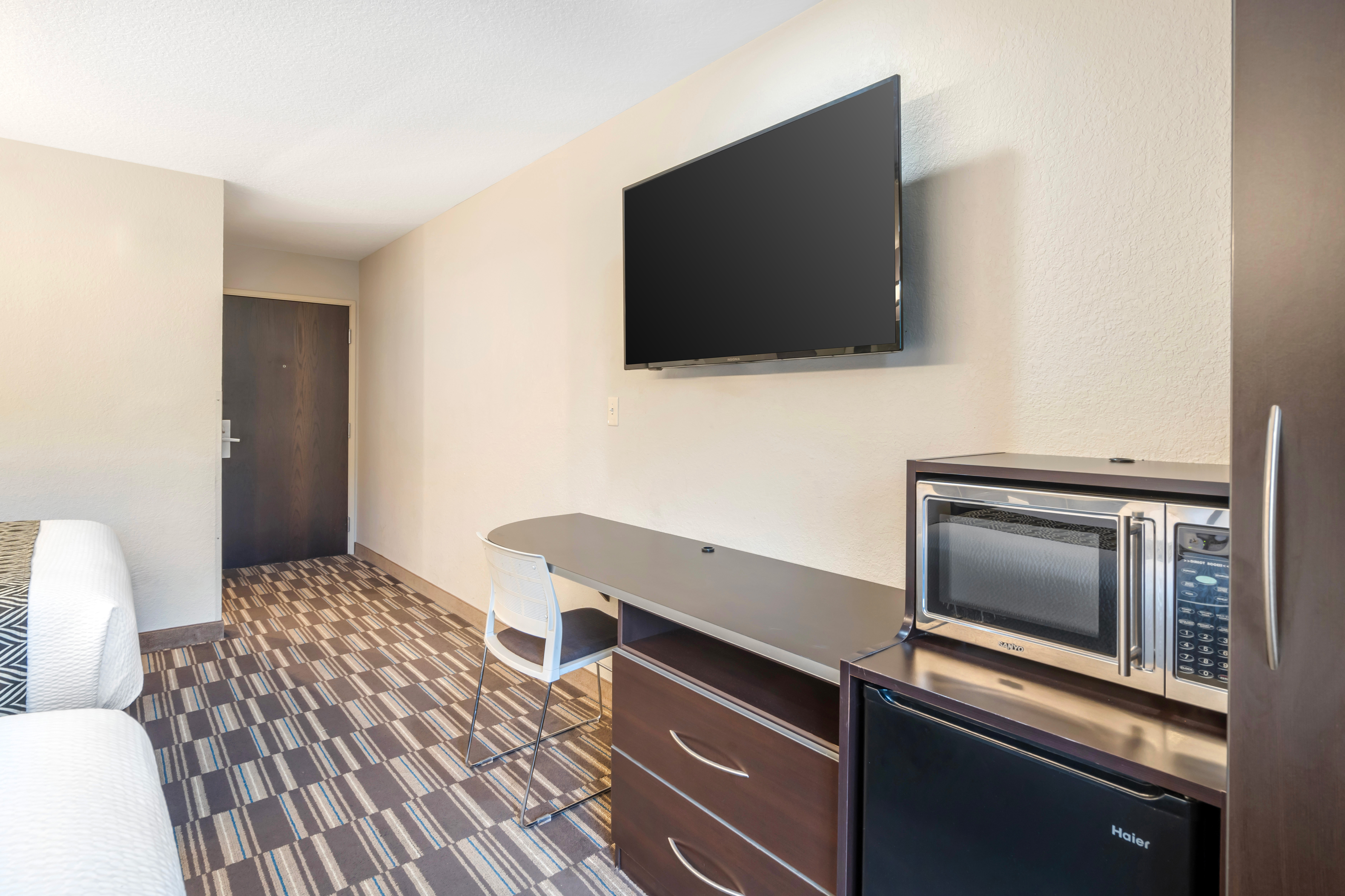Guest room at the Microtel Inn & Suites by Wyndham Brooksville in Brooksville, Florida
