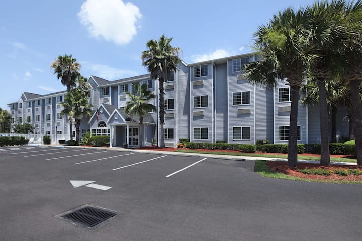 Microtel Inn Suites By Wyndham Palm Coast Fl Hotels Florida Exterior Of Microtel Inn Suites By Wyndham Palm Coast Hotel In