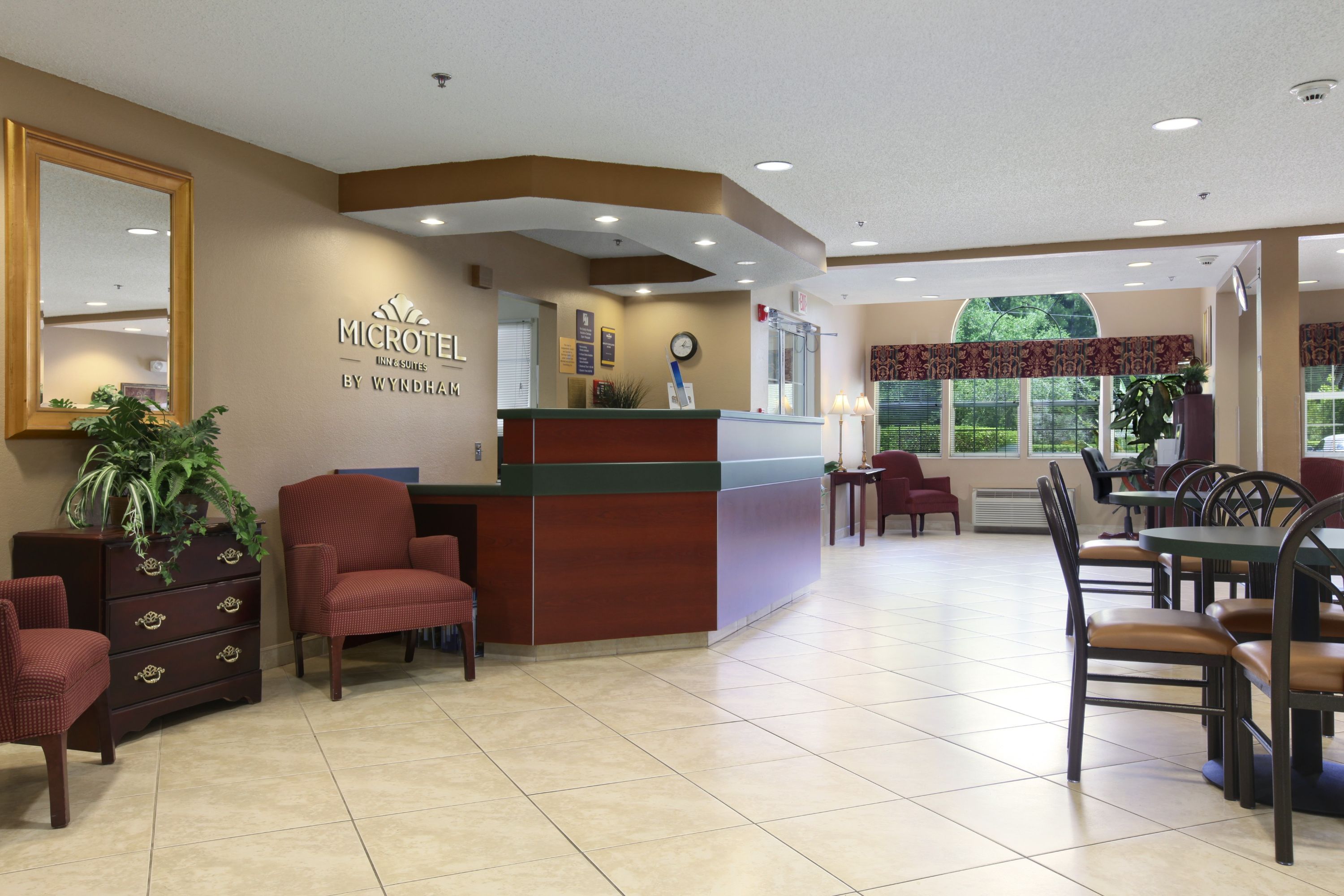 Microtel Inn & Suites by Wyndham Palm Coast I-95 | Palm Coast, FL Hotels