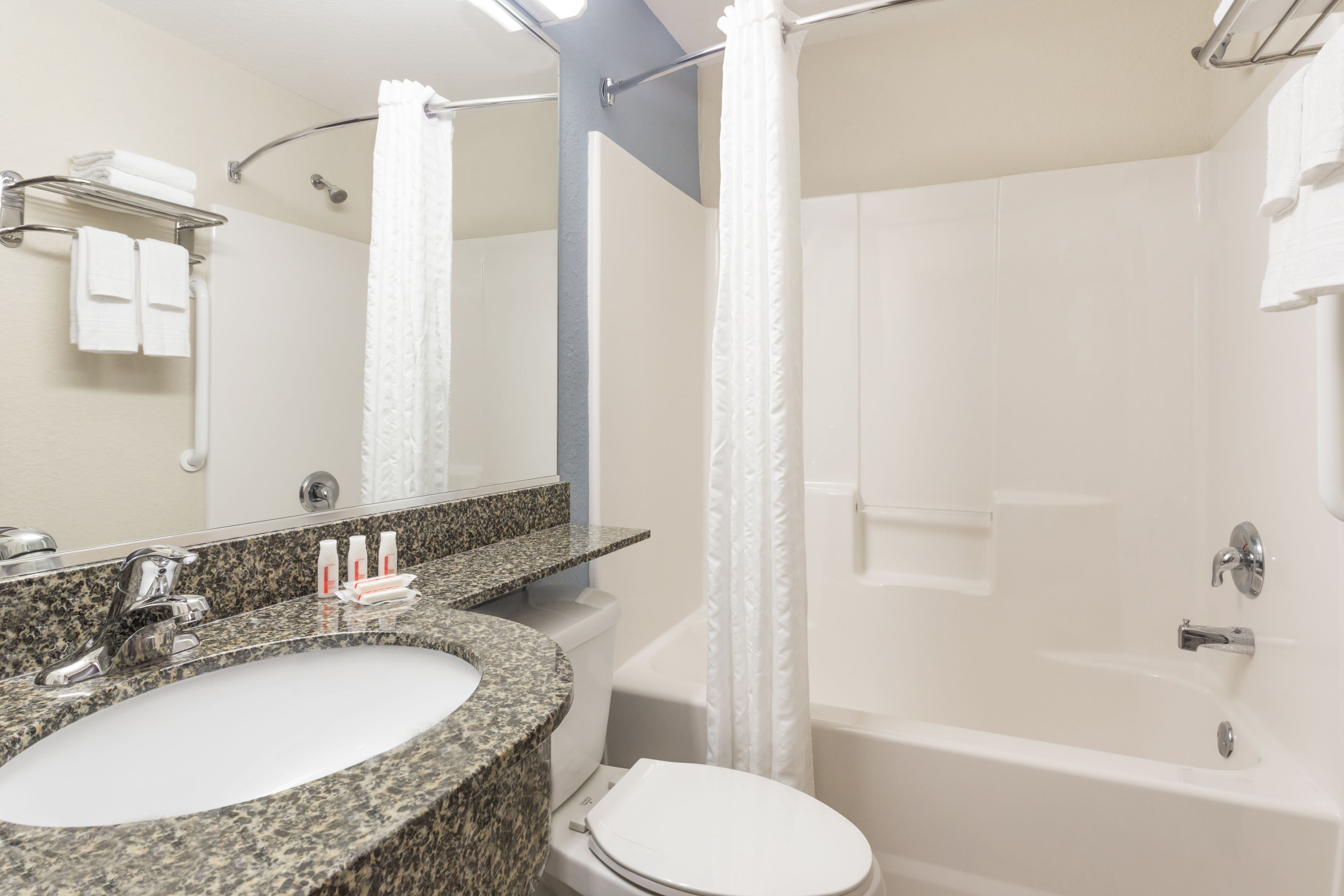 Microtel Inn Amp Suites By Wyndham Spring Hill Weeki Wachee