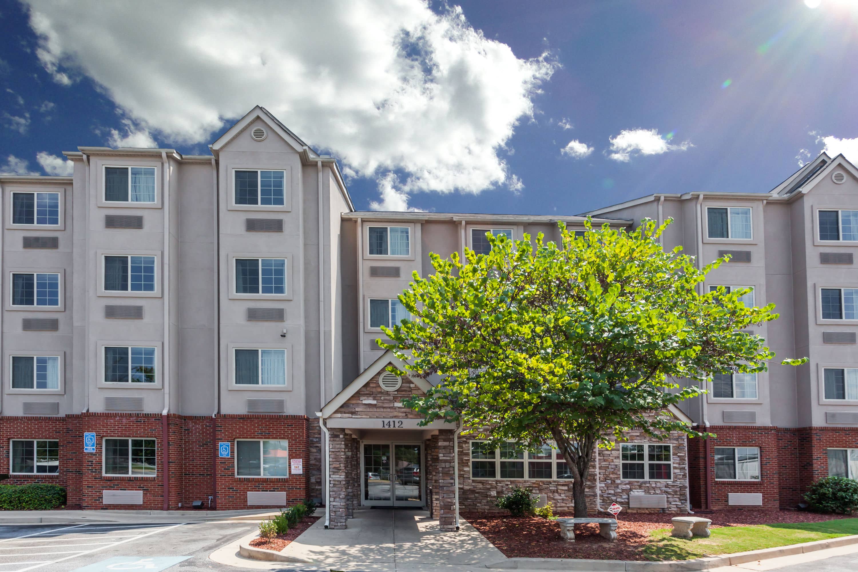 Conyers Georgia Hotels; Microtel Inn & Suites by Wyndham Conyers Atlanta Area | Conyers, GA Hotels