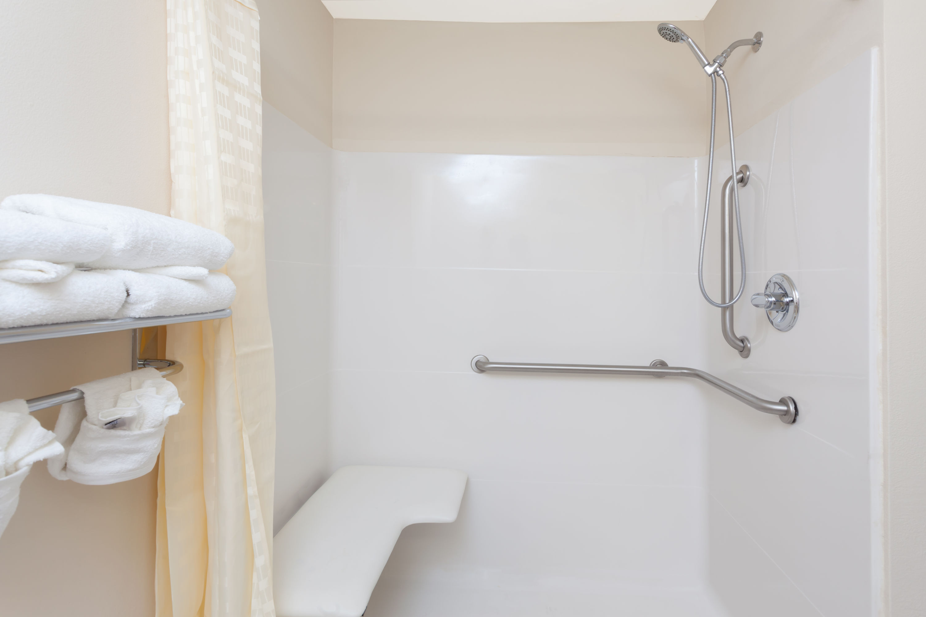 Guest room at the Microtel Inn & Suites by Wyndham Conyers Atlanta Area in Conyers, Georgia