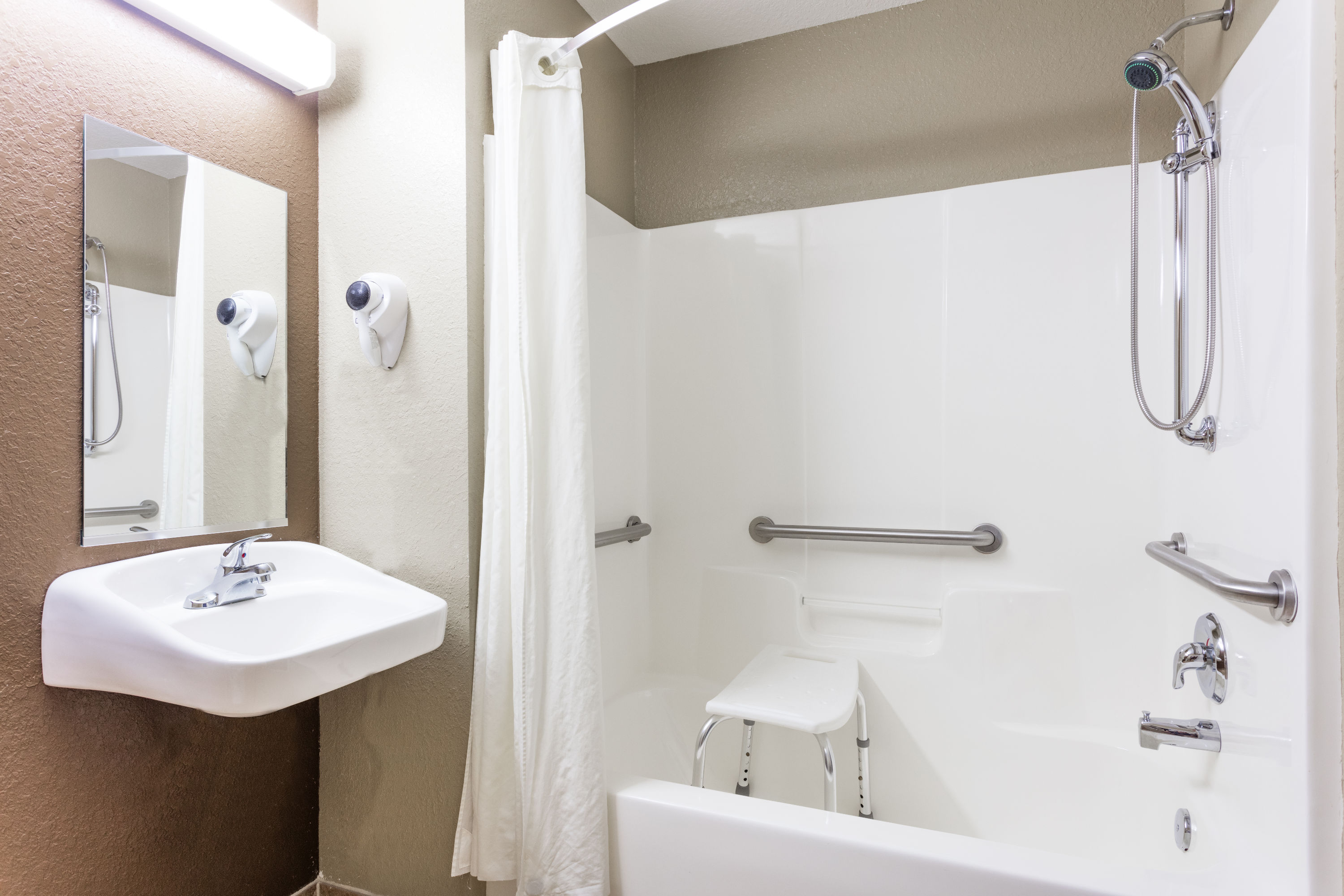 Microtel Inn Amp Suites By Wyndham Macon Macon Ga Hotels